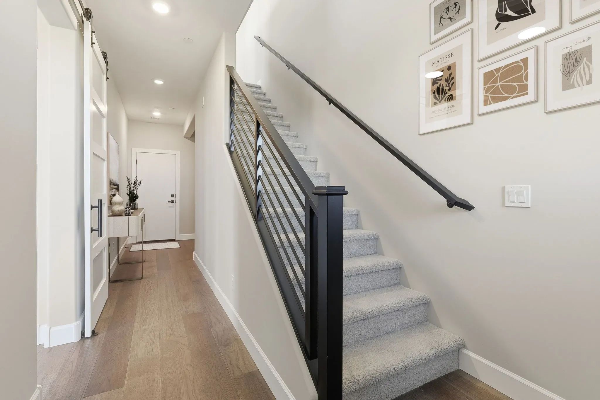 Virtually Staged Encanterra Vantage HS 2533 Entry