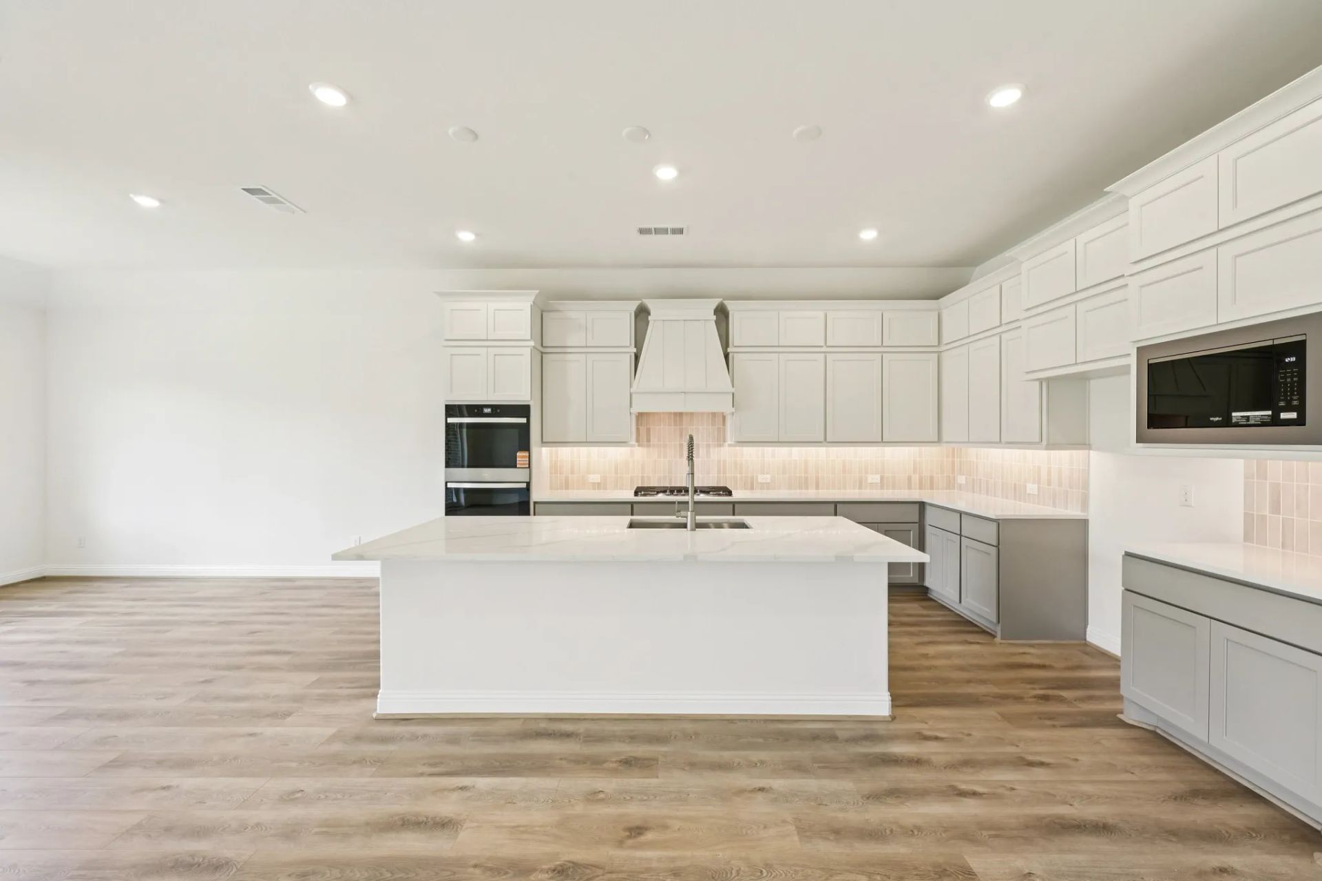 Homesite 5208 Kitchen/Dining