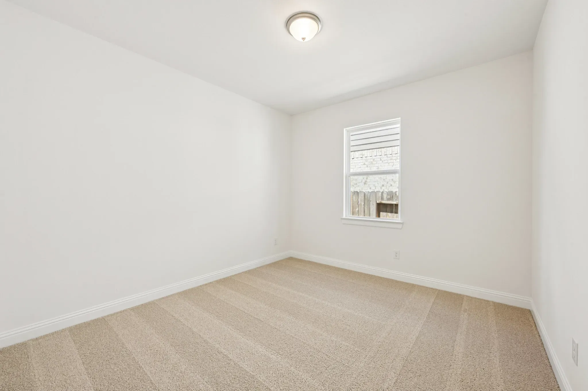 Homesite 5208 Bed 2