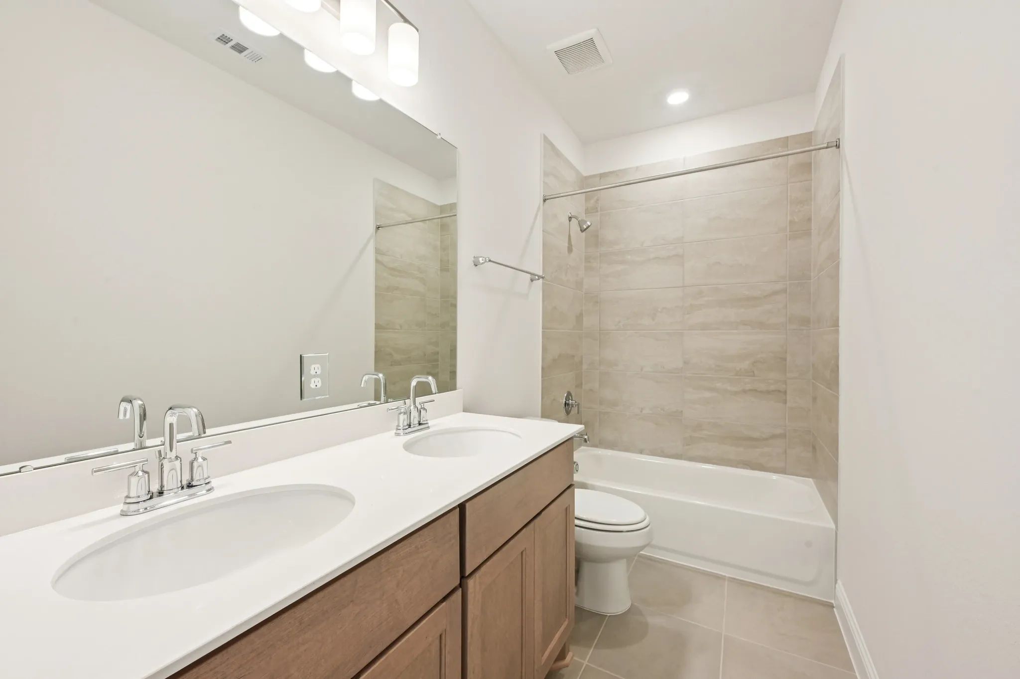 Homesite 5208 Bath 2