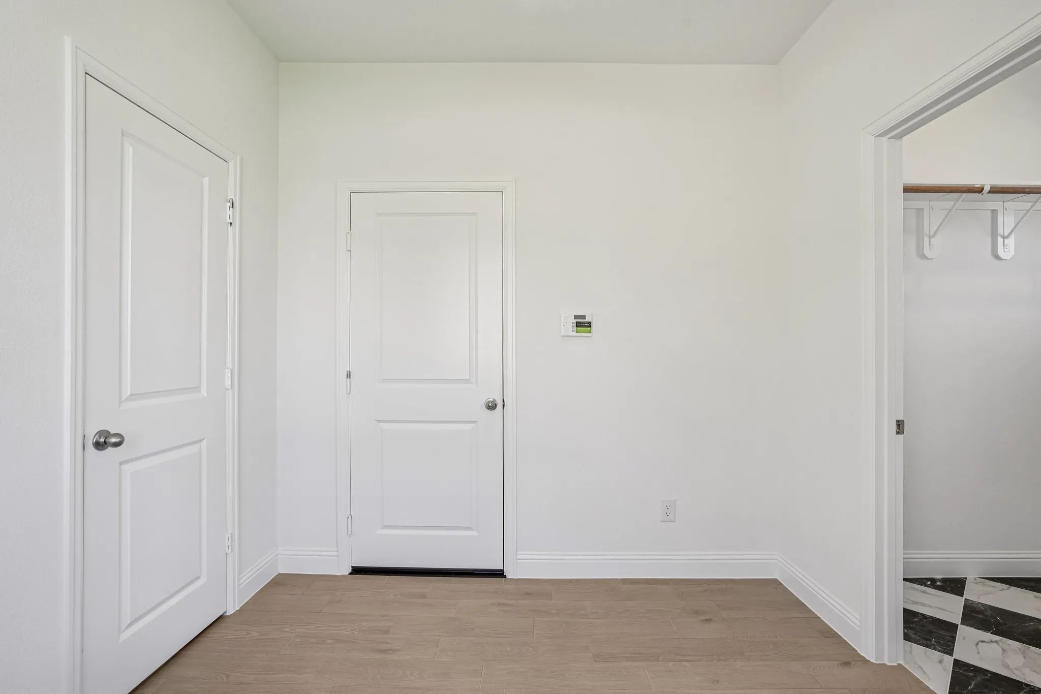 Homesite 2207 Entry