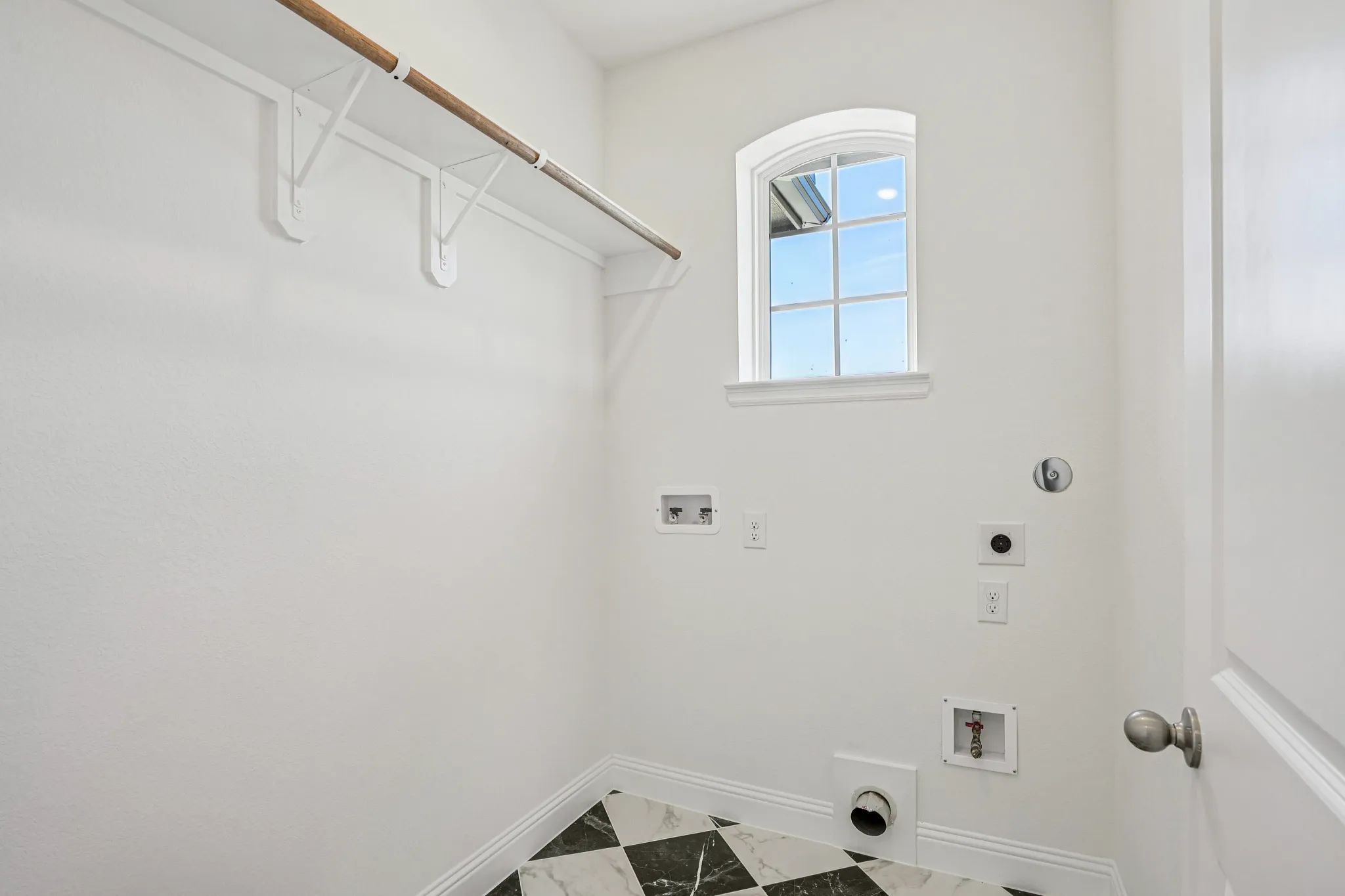 Homesite 2207 Laundry Room