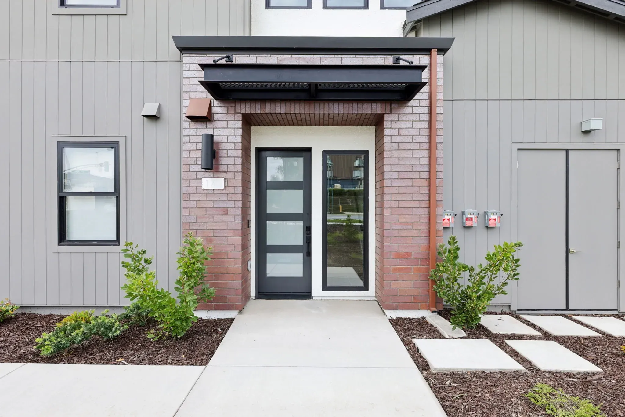 Rooftops Lot 405 Exterior Entry