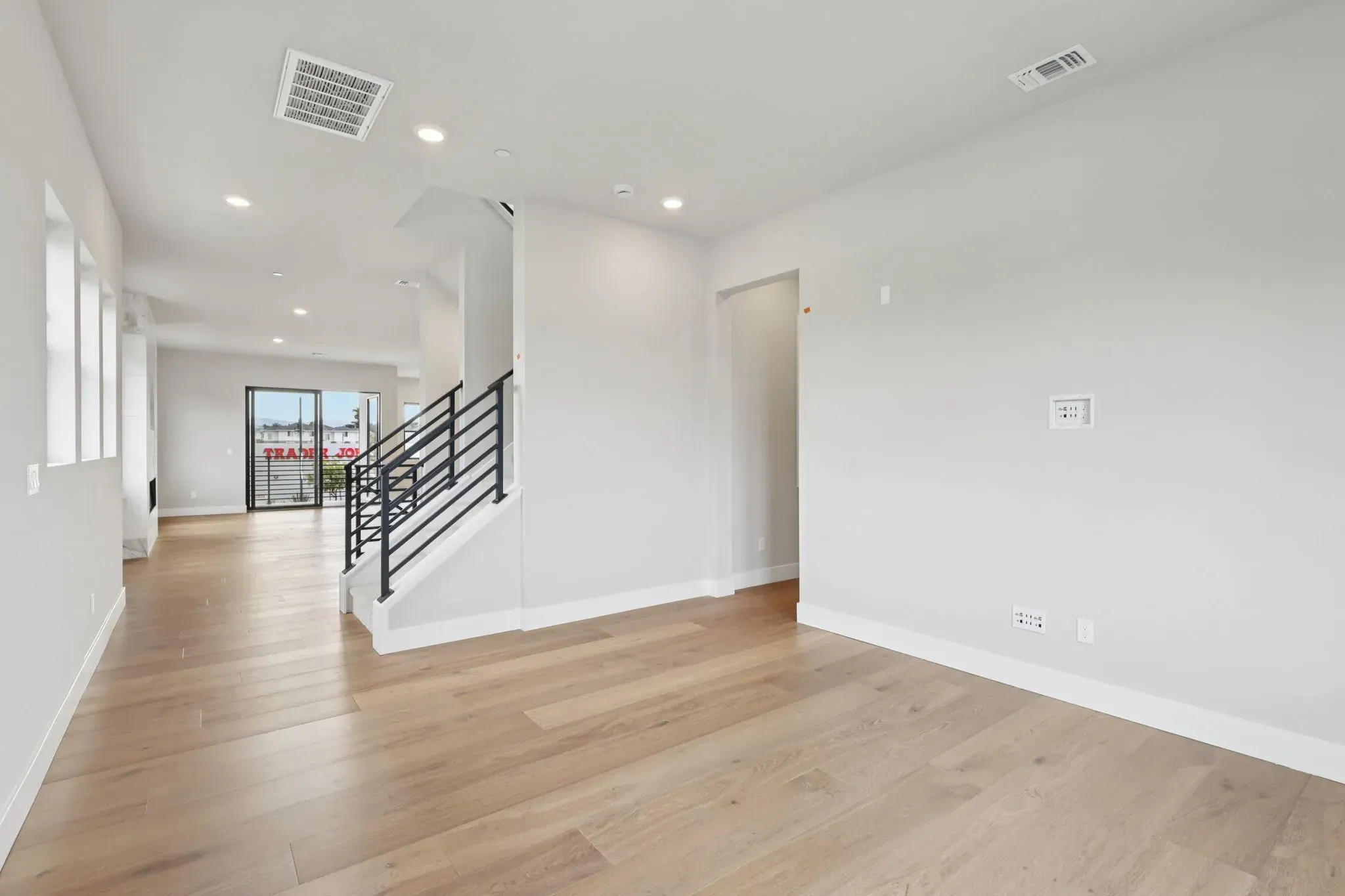 Rooftops Lot 405 Flex Space