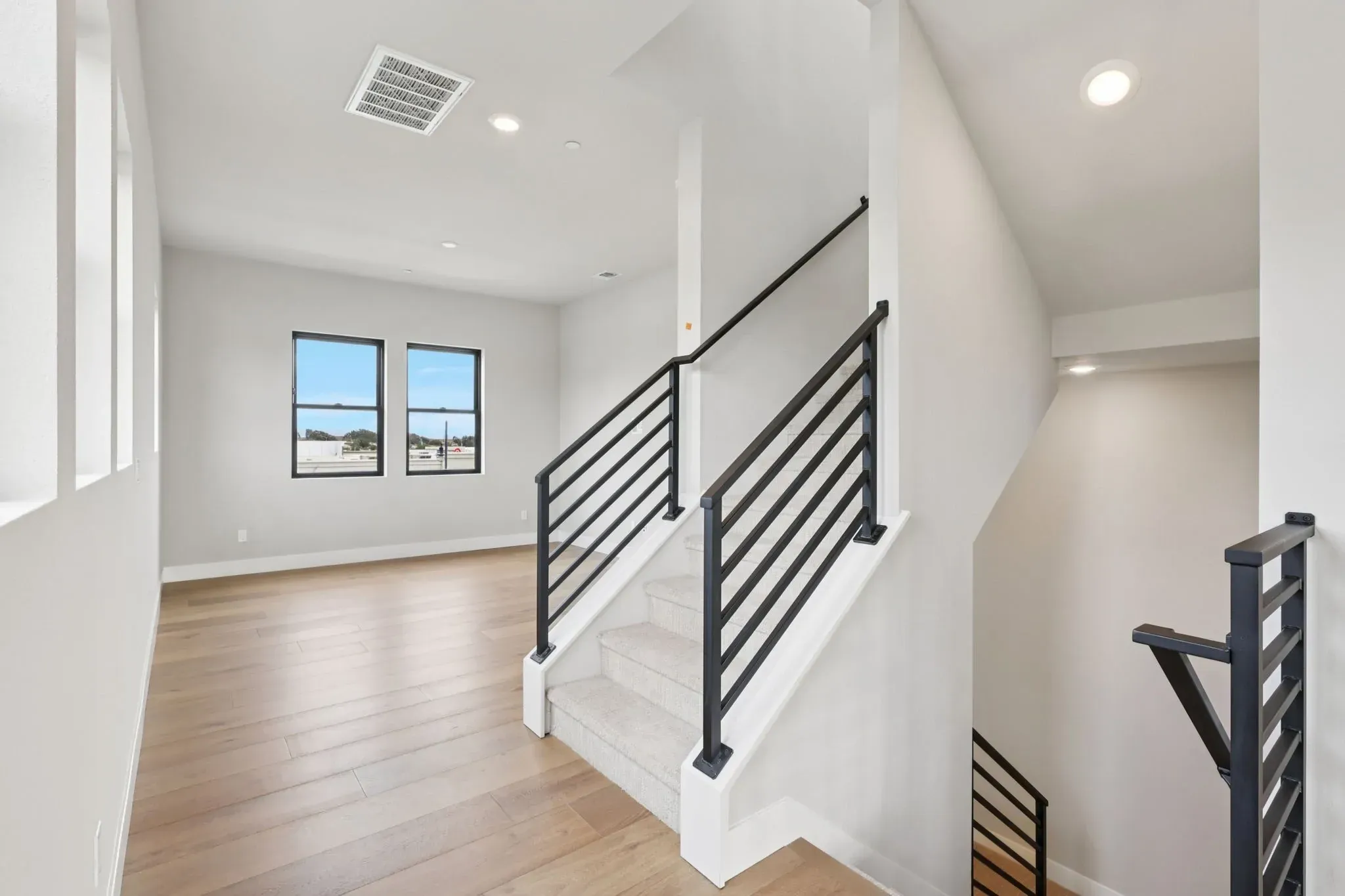 Rooftops Homesite 901 Flex & Stairway