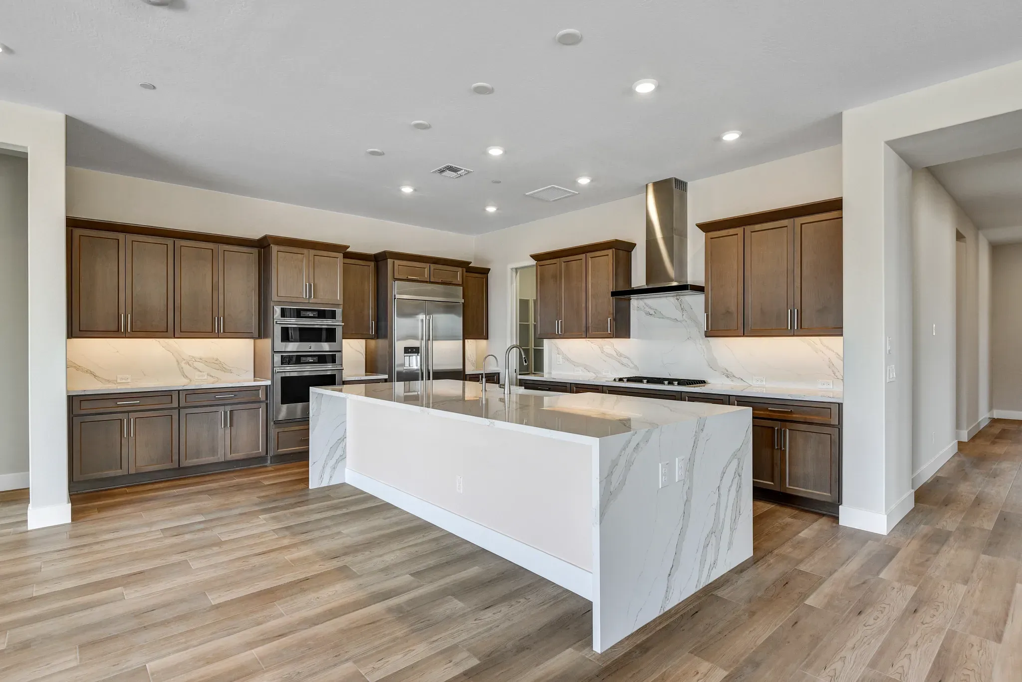Trilogy Ridgecrest Costa HS 105  Kitchen