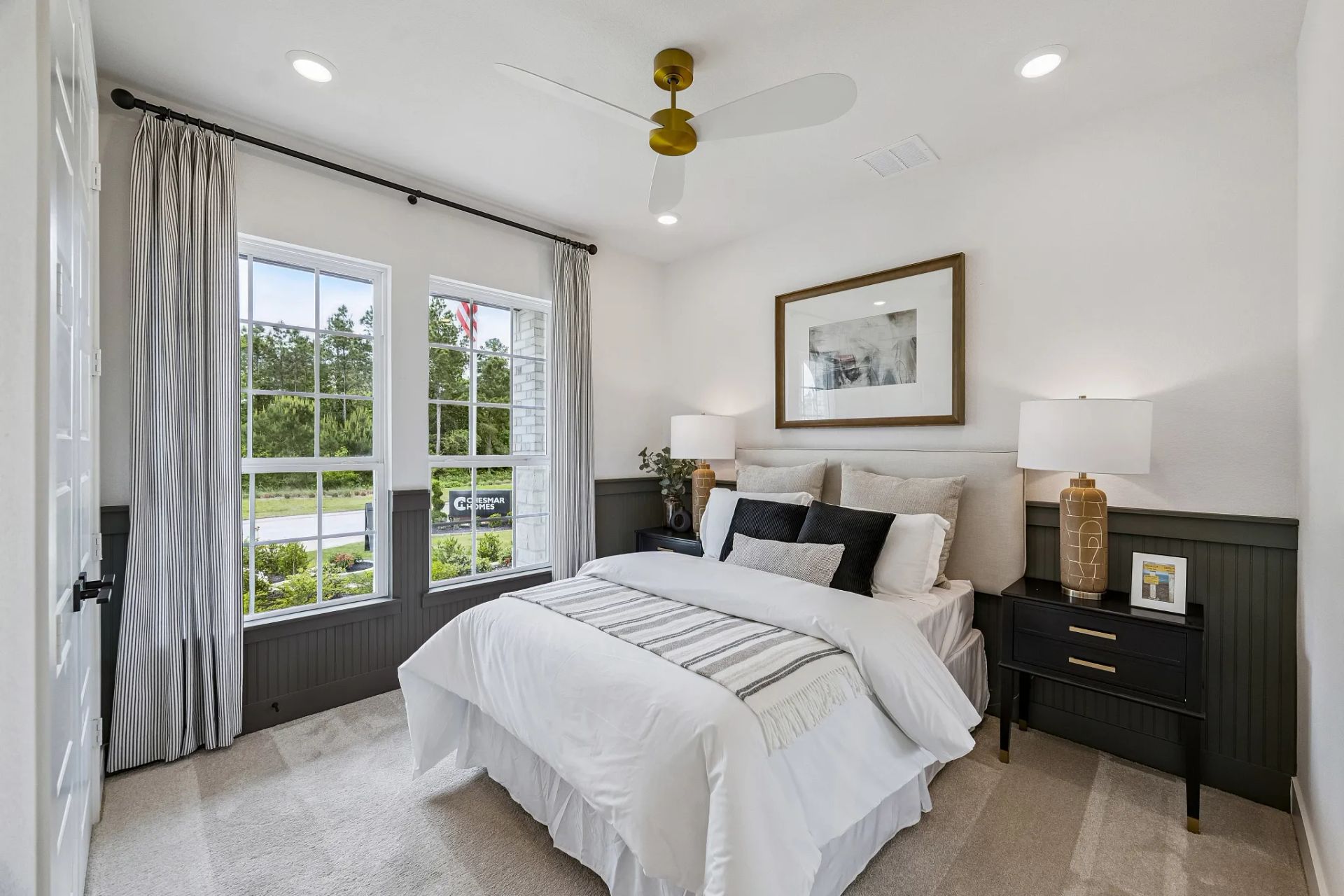 Plan 4069 Bed 2 - Staged