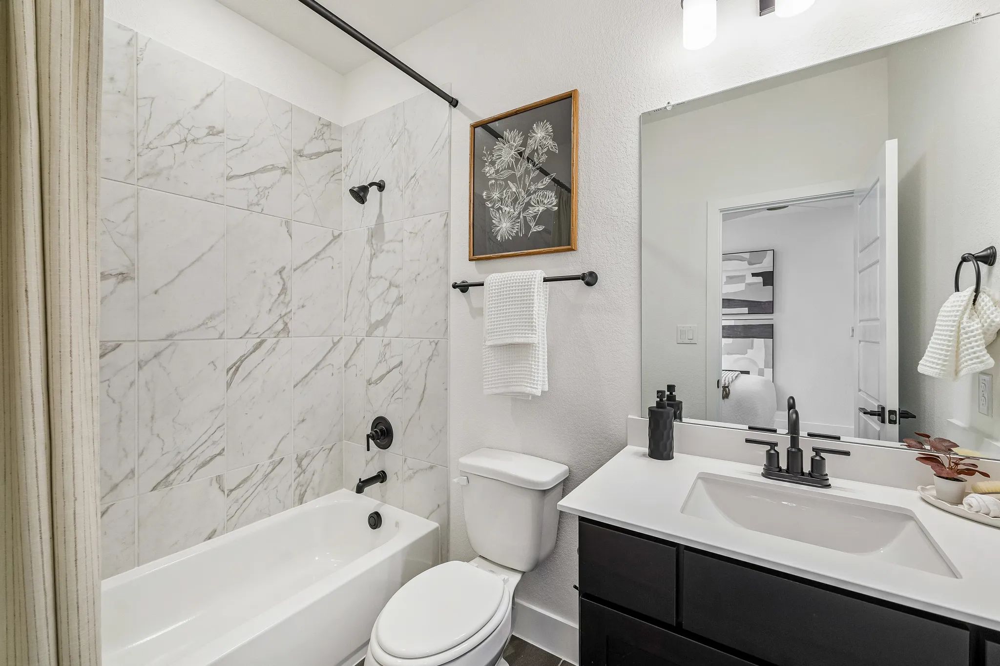 Plan 4069 Bath 4 - Staged