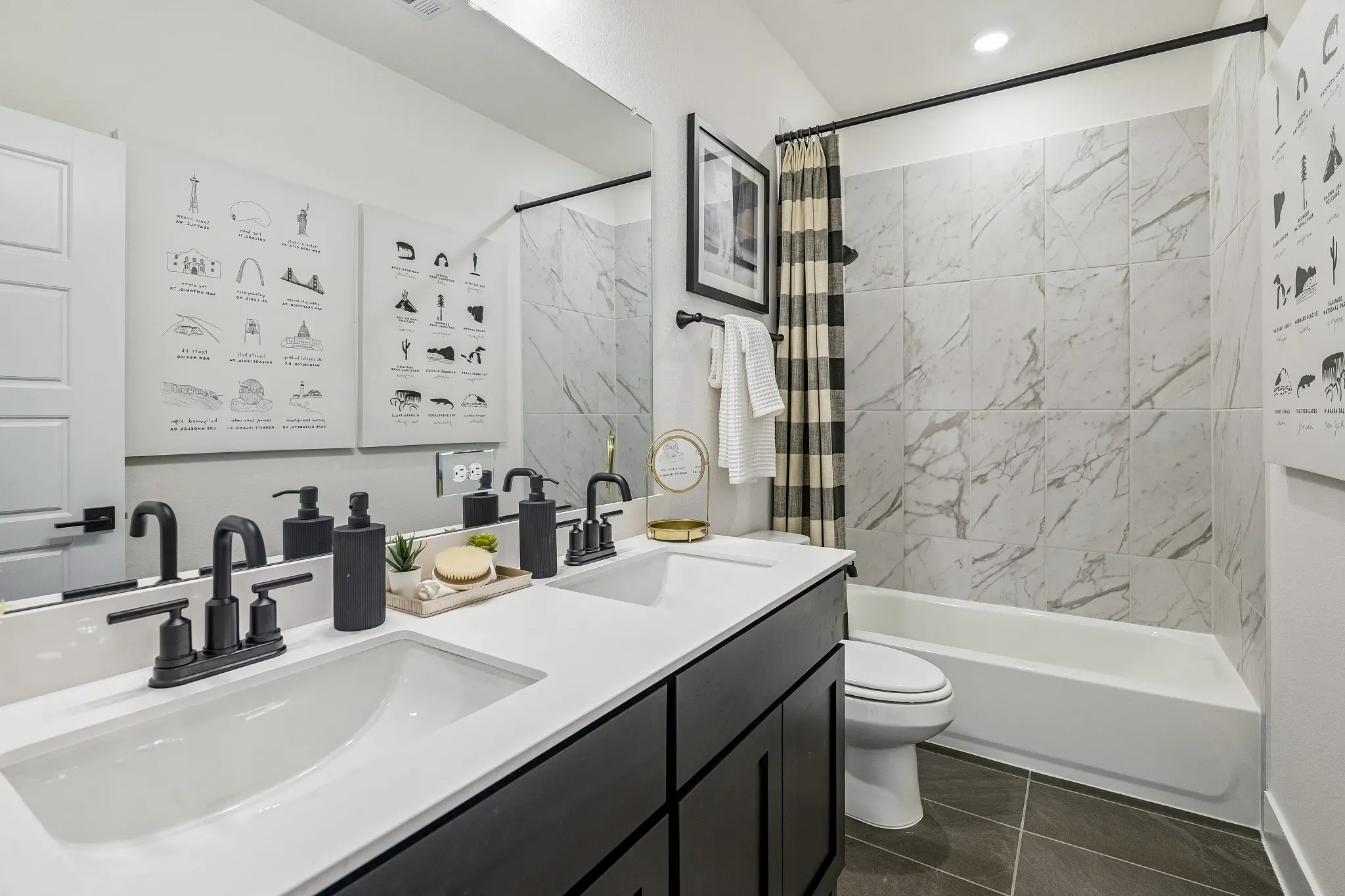 Plan 4069 Bath 3 - Staged