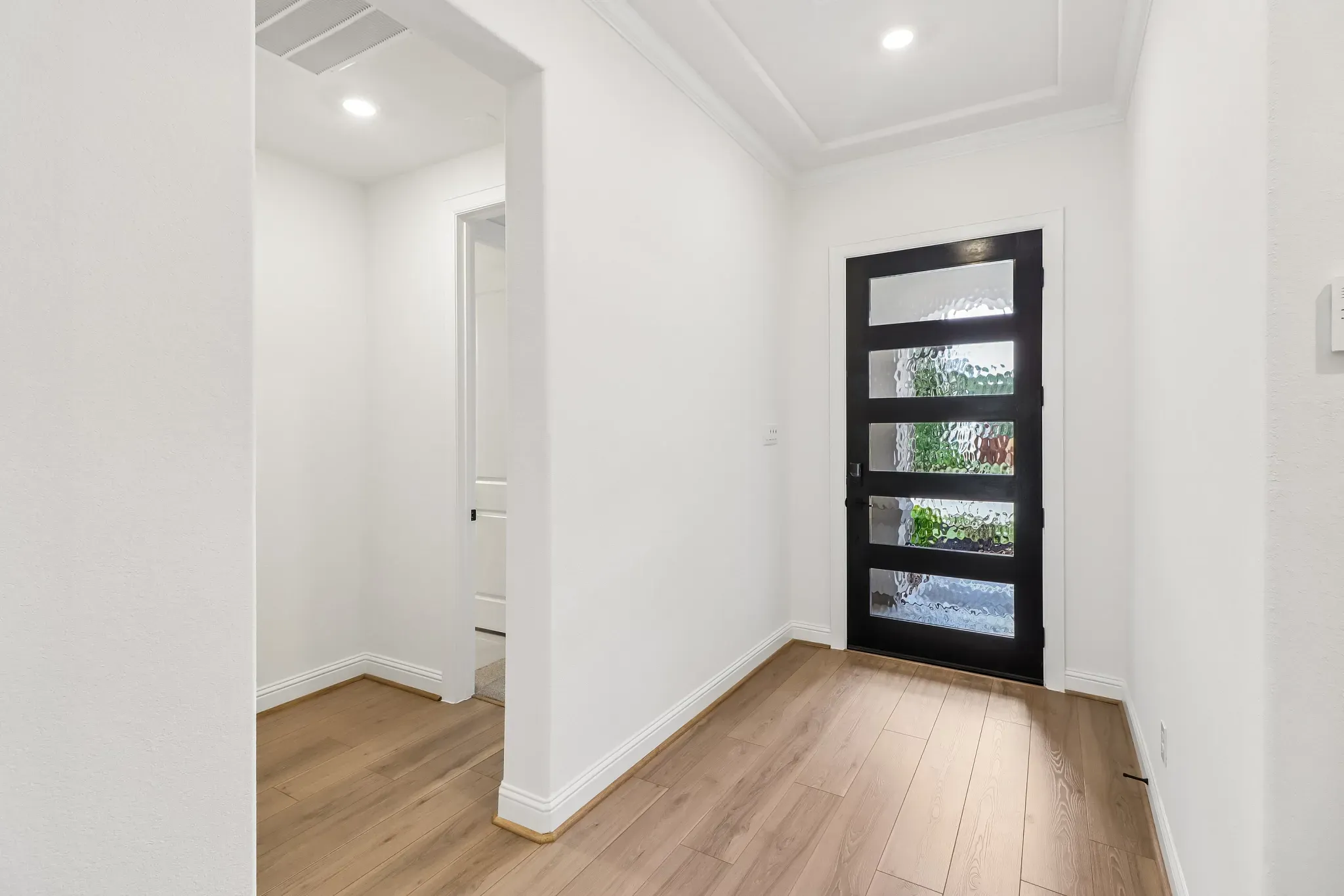 Homesite 2403 Entry