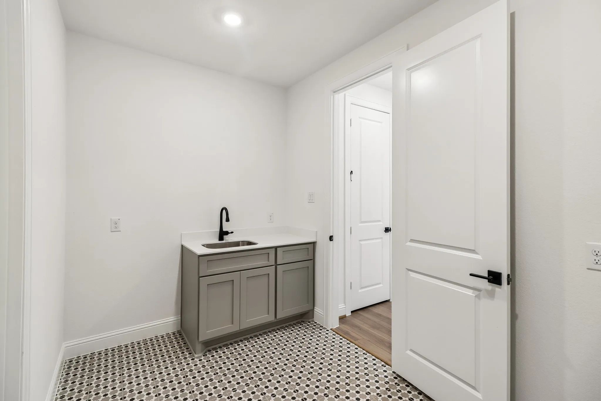 Homesite 2403 Laundry Room