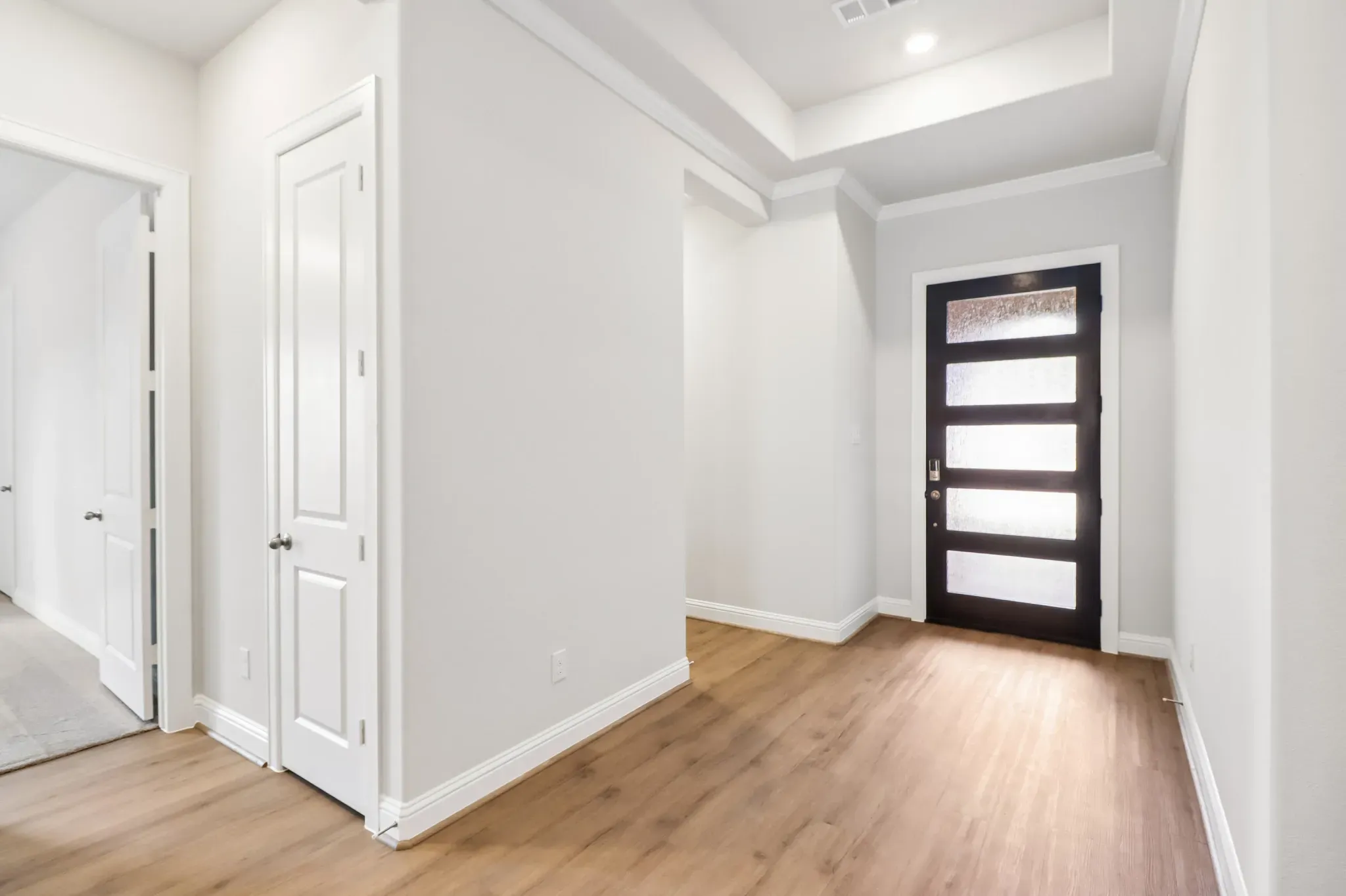 Homesite 2405 Entry
