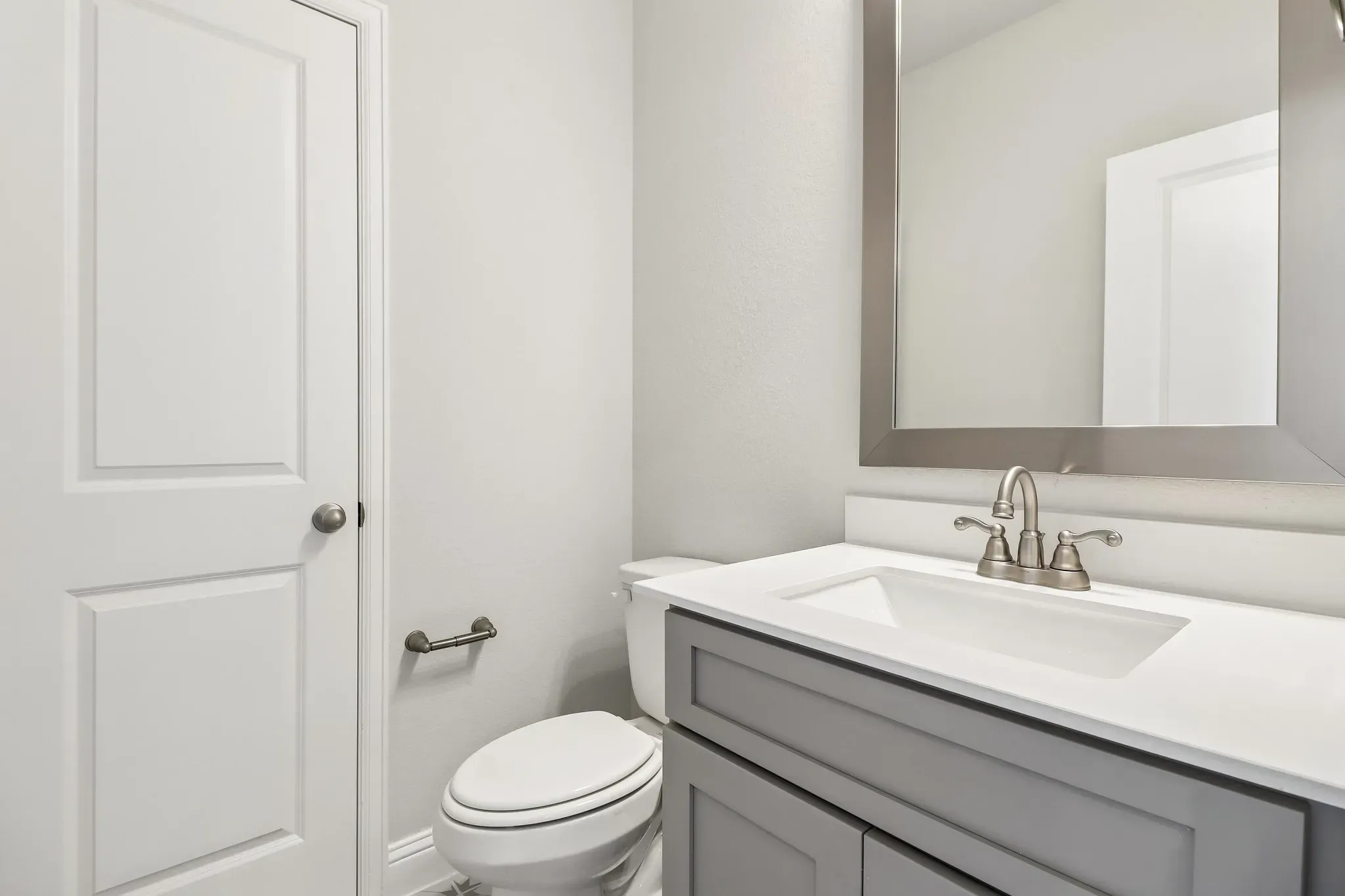 Homesite 2405 Upstairs Powder Room