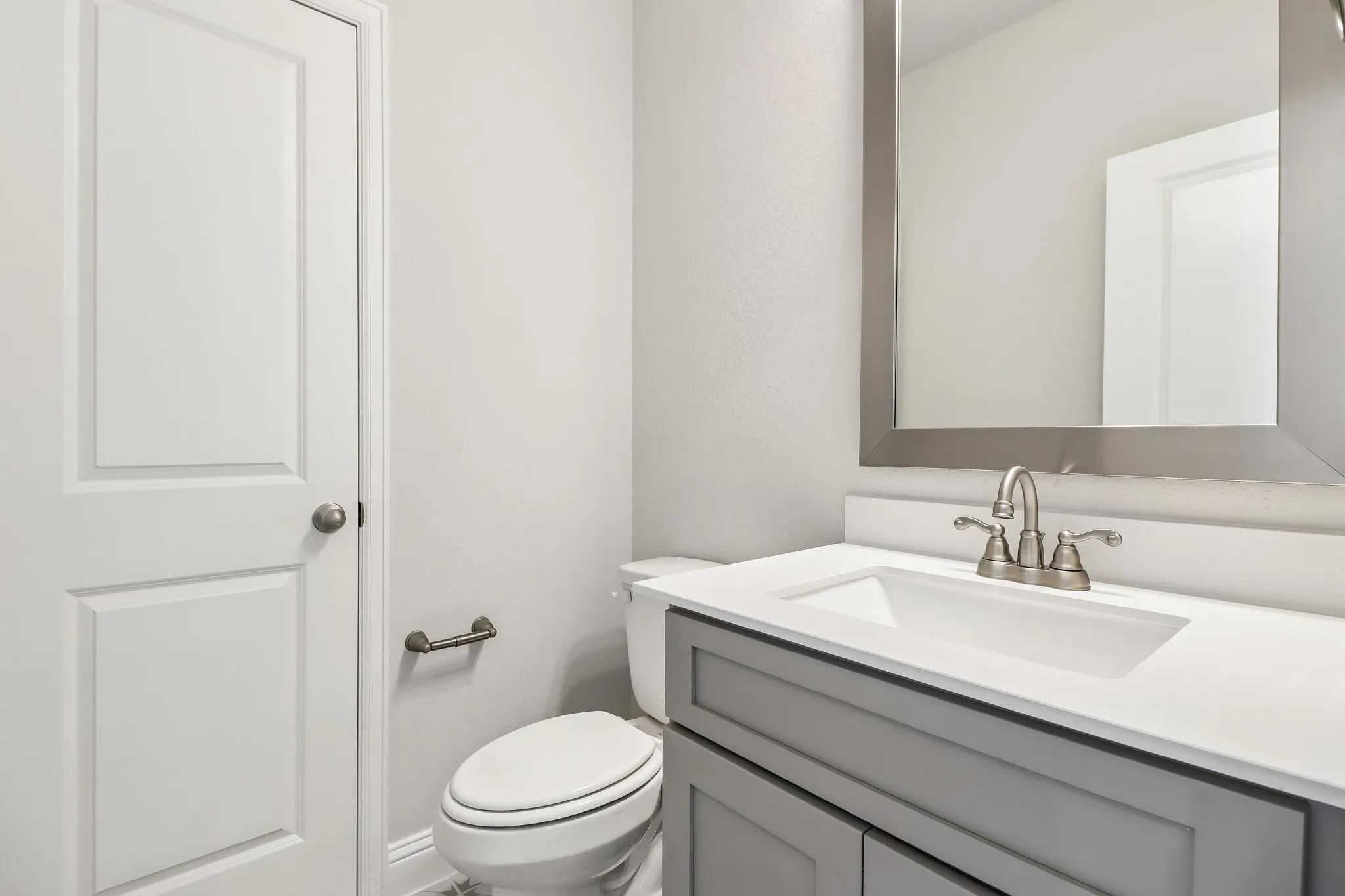 Homesite 2405 Upstairs Powder Room
