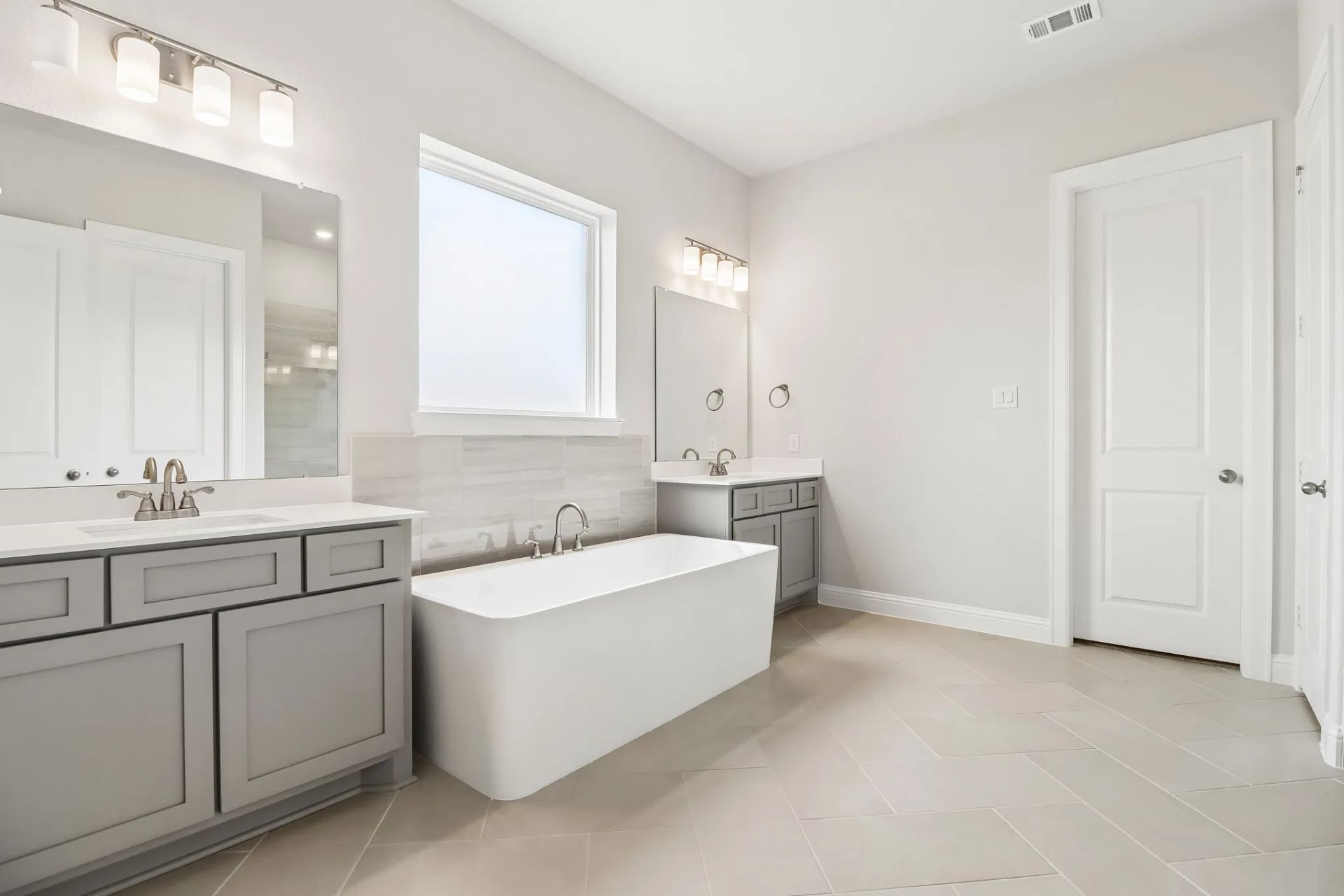 Homesite 2405 Primary Bath