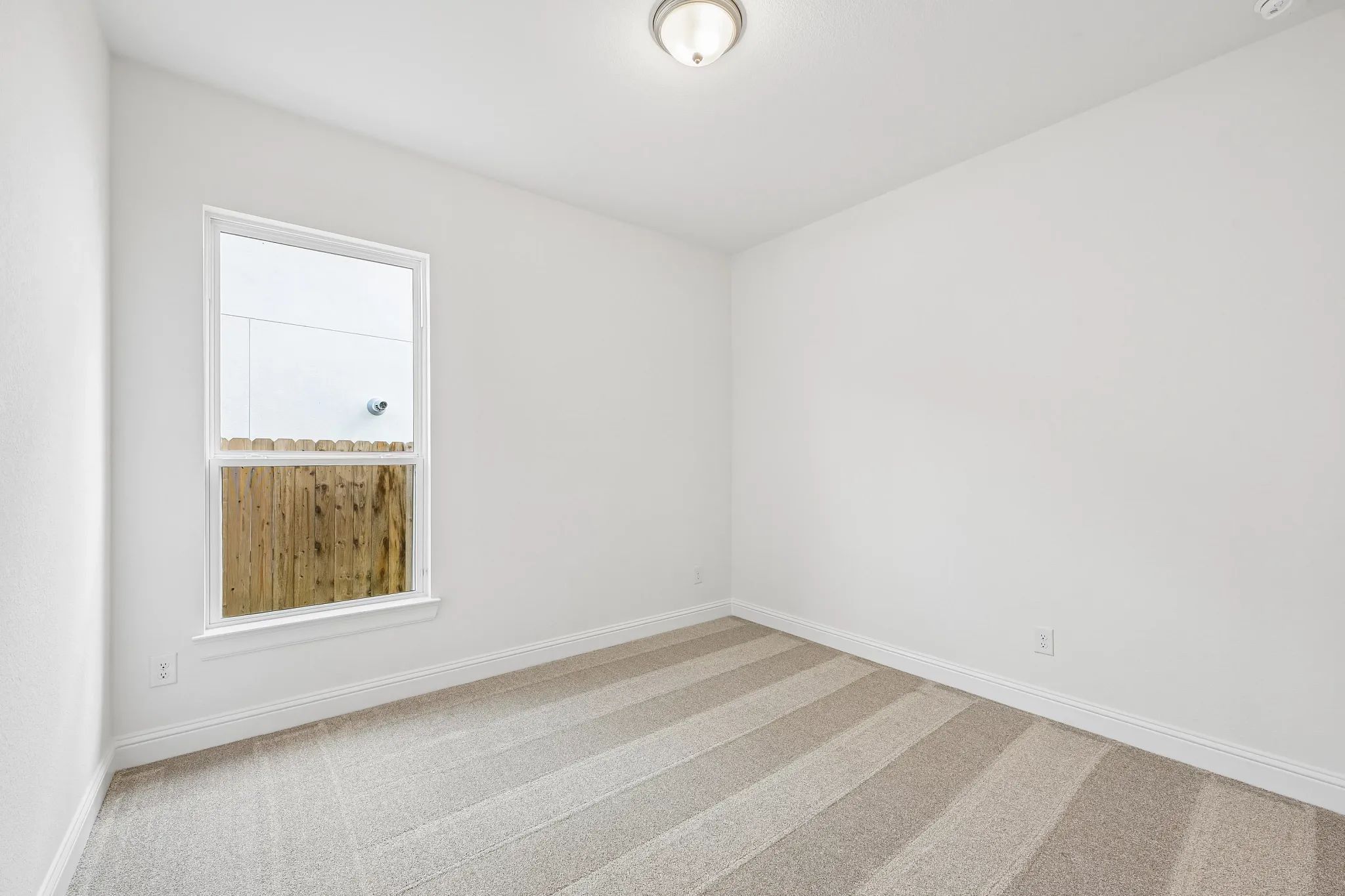 Homesite 2429 Bed 2
