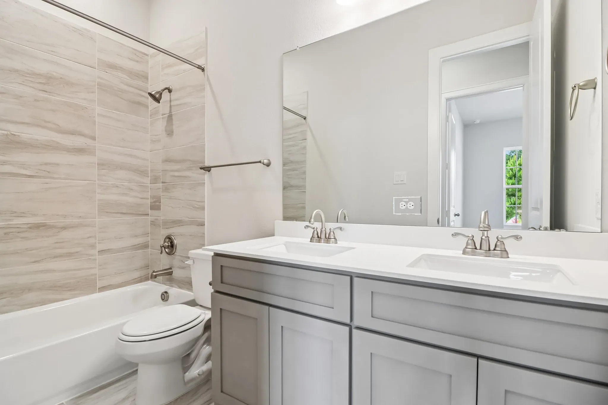 Homesite 2405 Bath 3