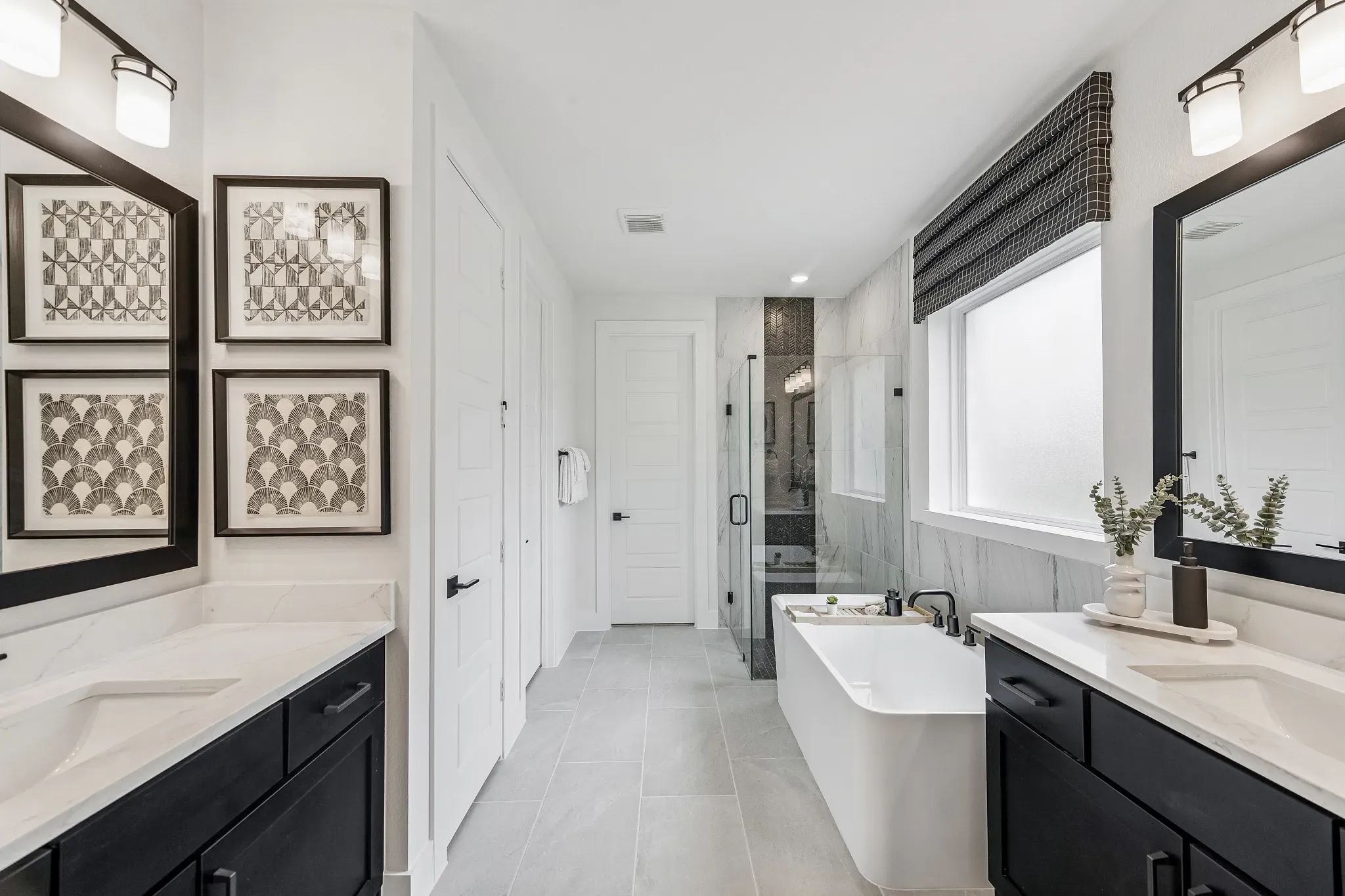 Plan 4069 Model Primary Bath