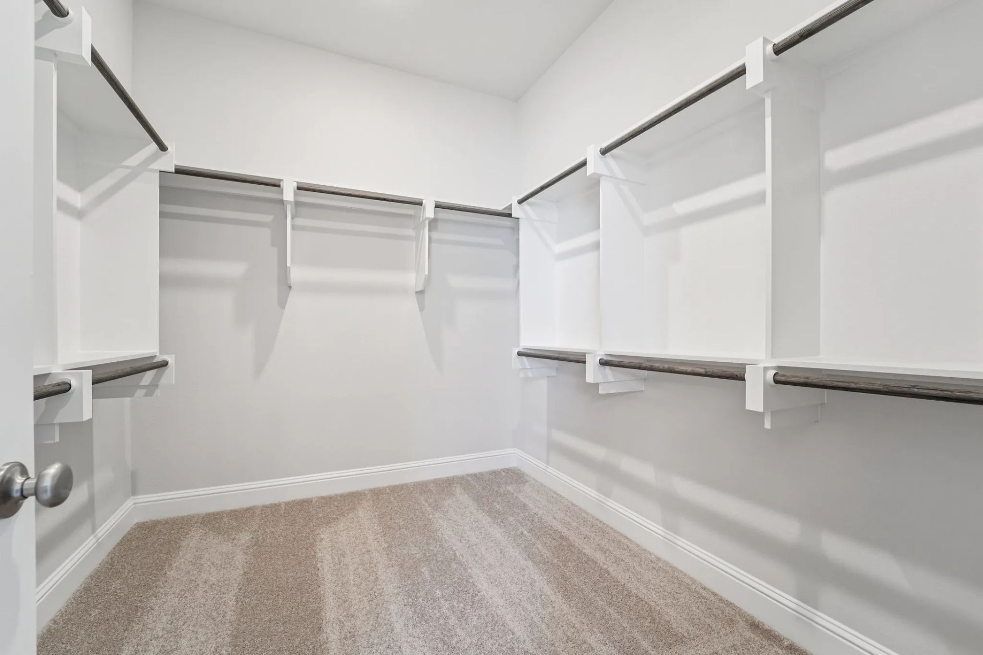 Homesite 7602 Closet