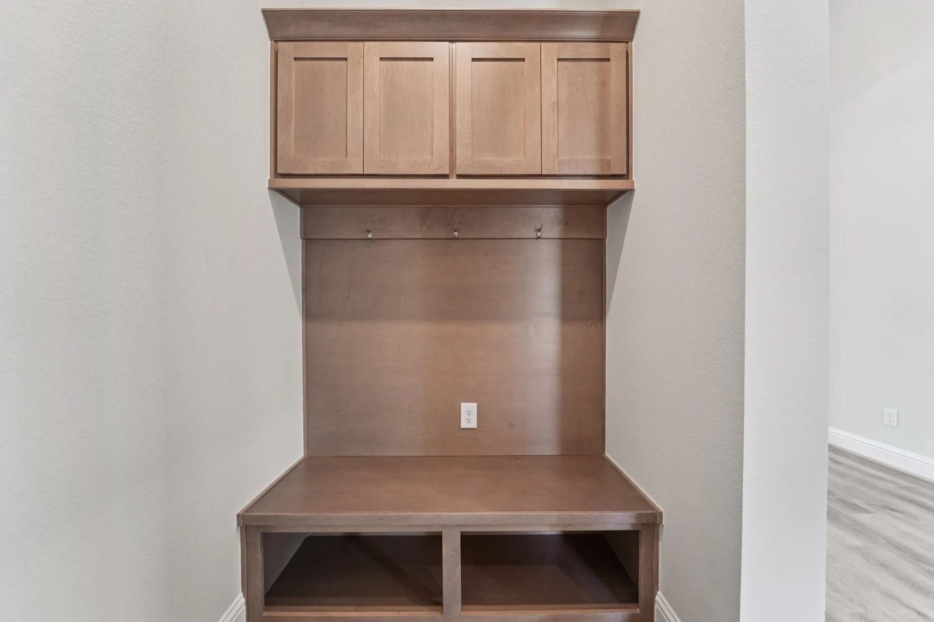 Homesite 7602 Valet