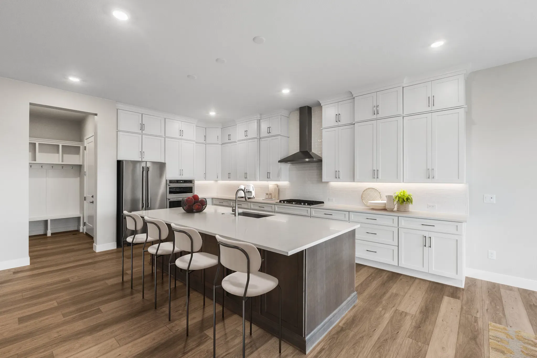 Serenewood Kitchen - Virtually Staged