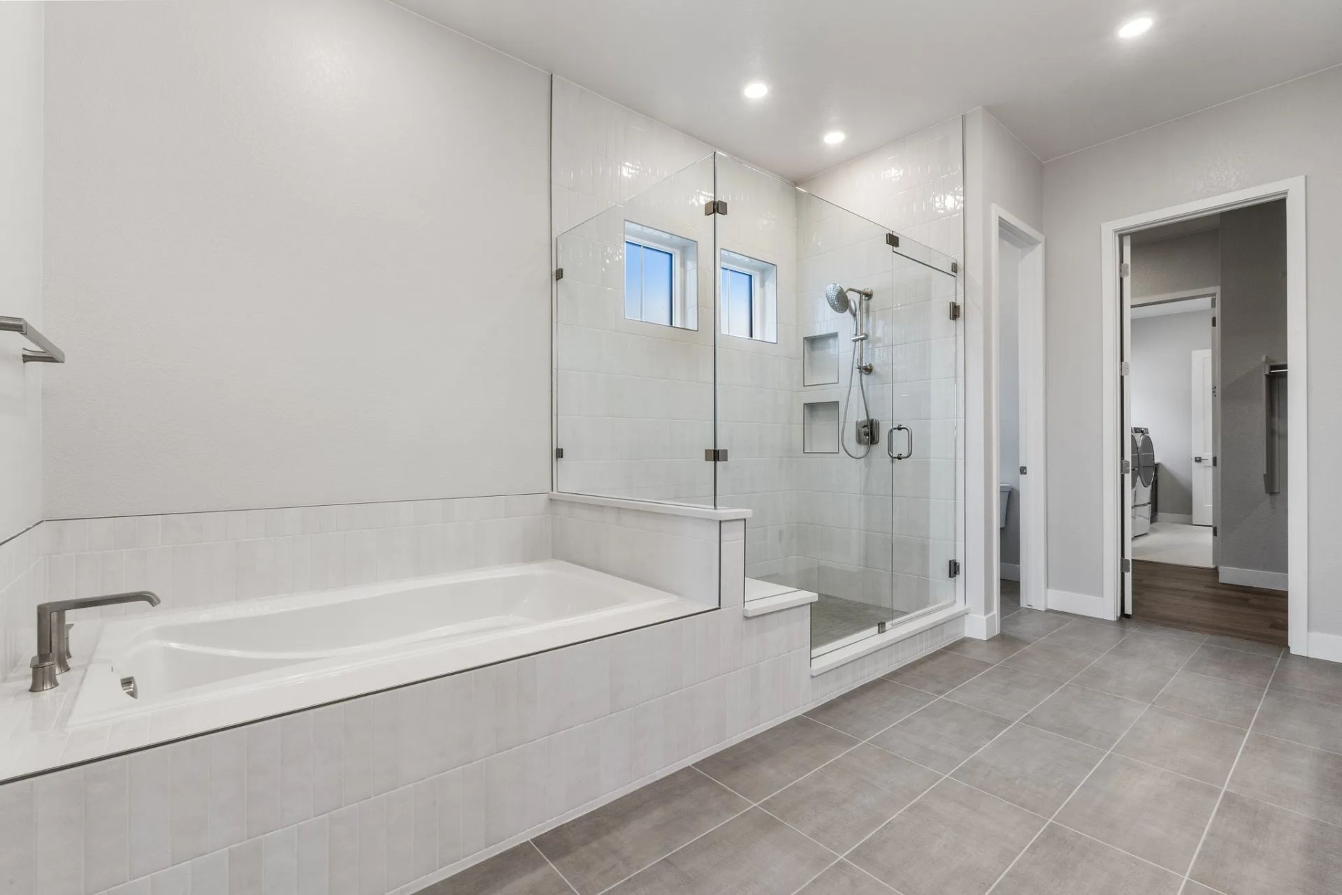 Serenewood Primary Bath