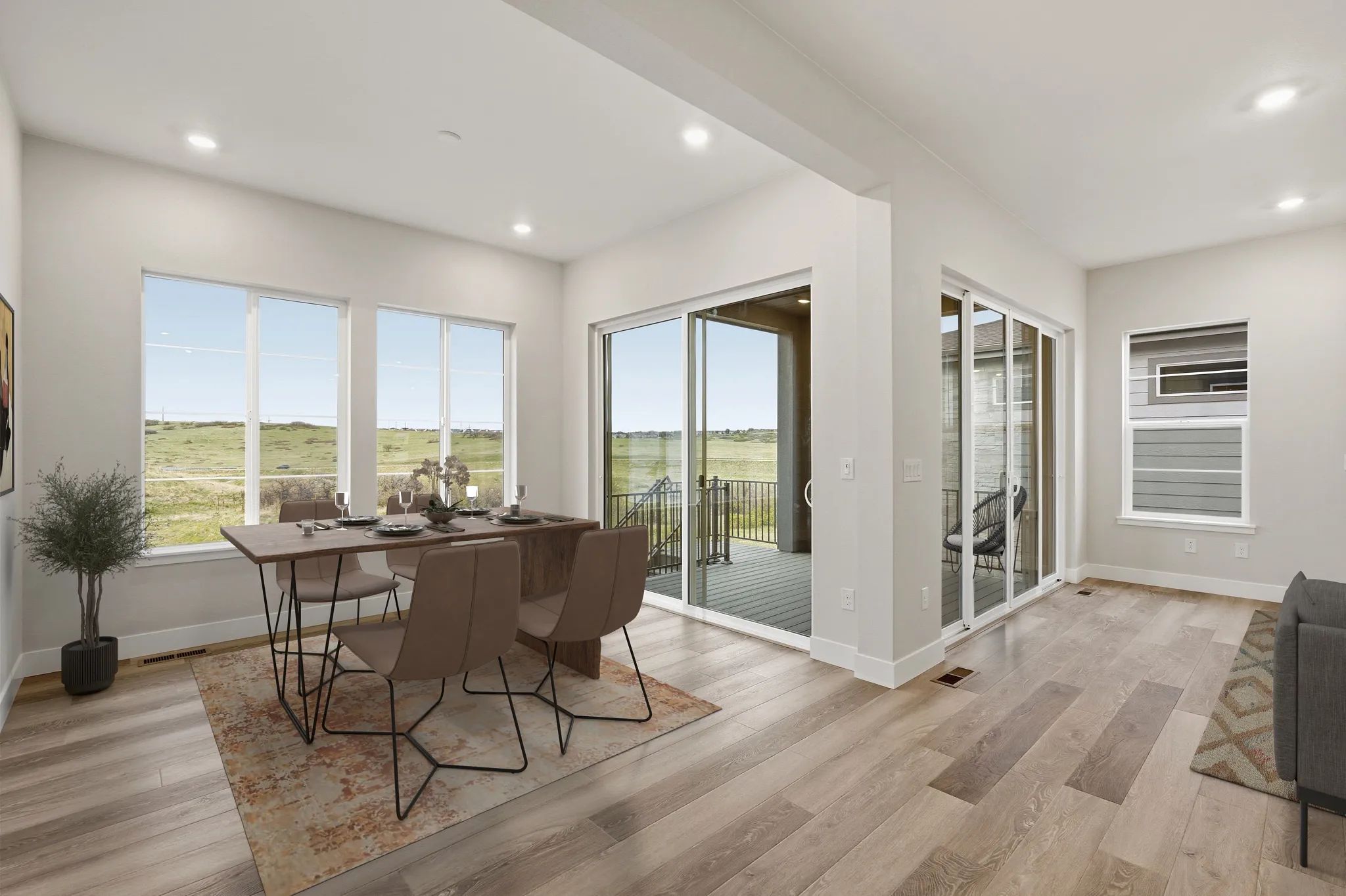 Homesite 8 Dining - Virtually Staged