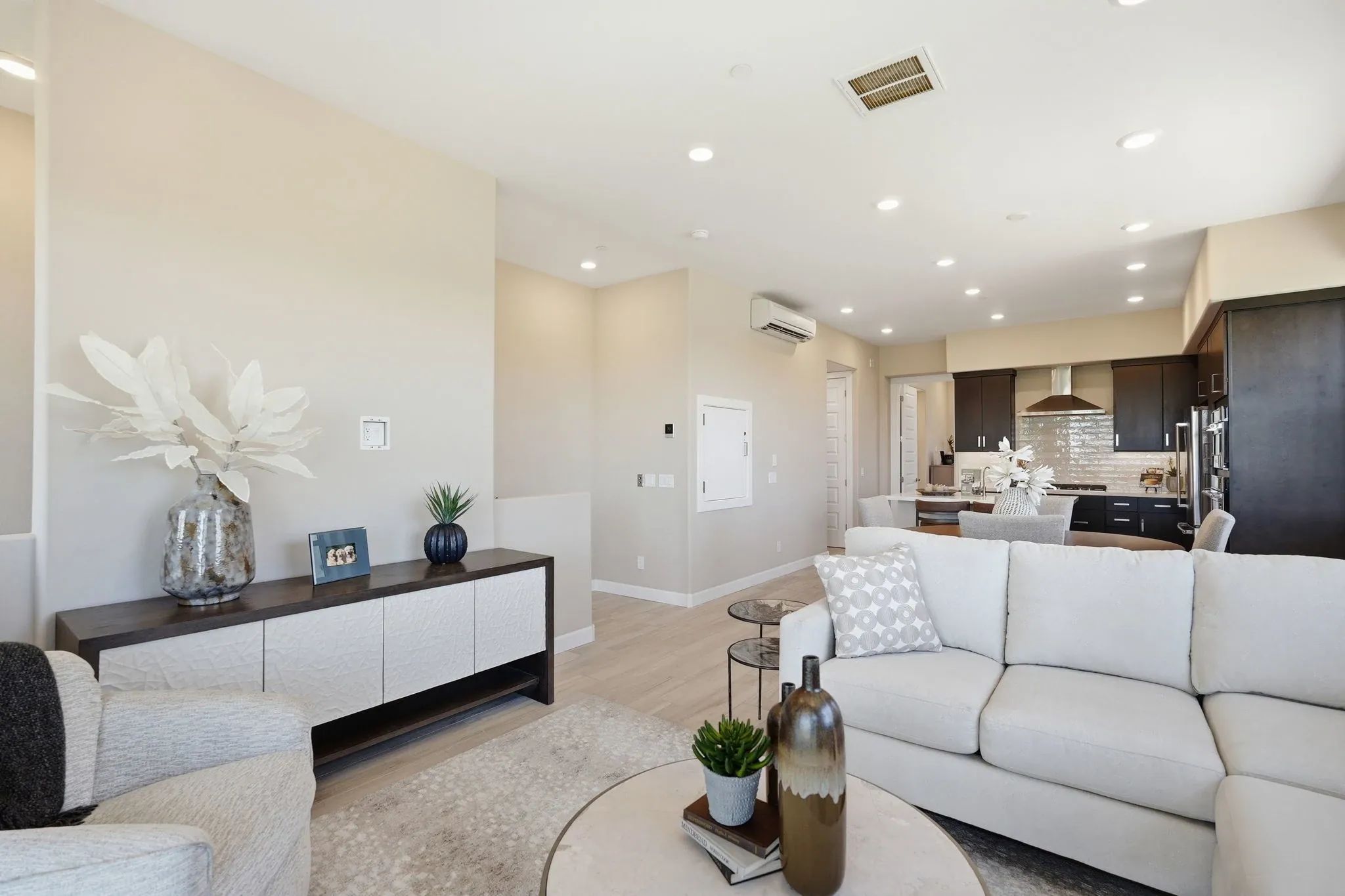 Encanterra Ascent HS 2513 Great Room
