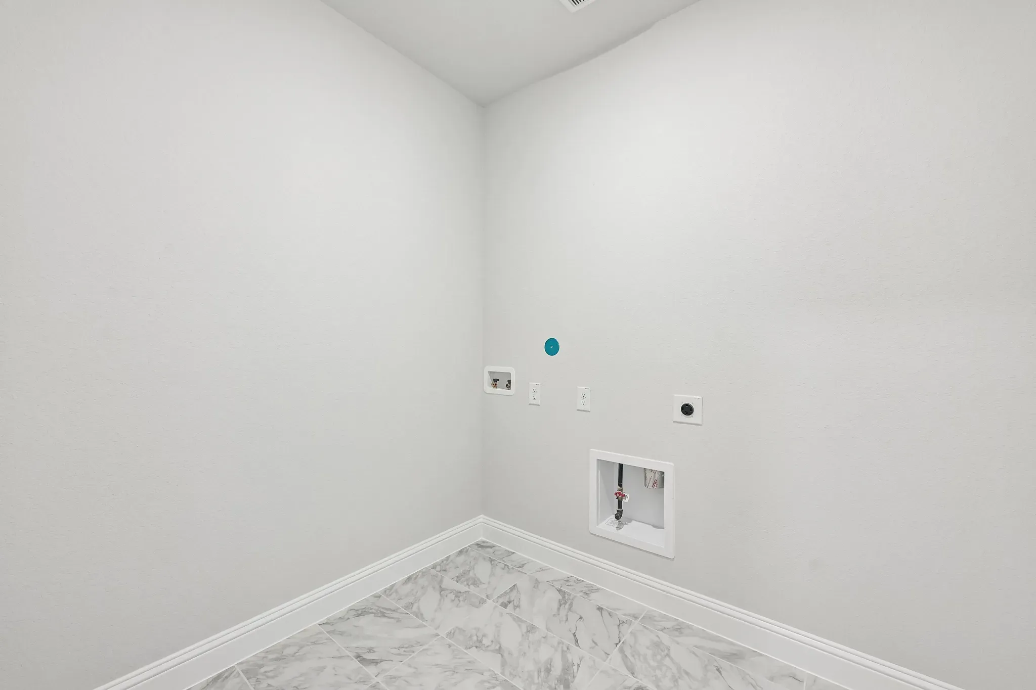 Homesite 2511 Laundry Room