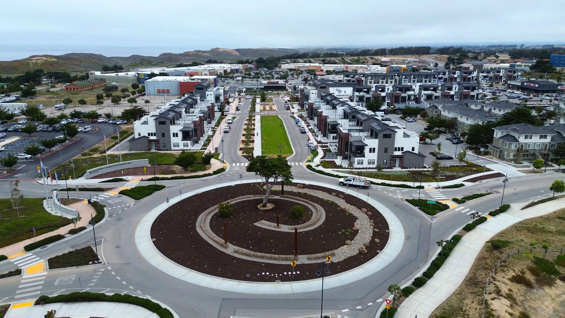The Dunes Traffic Circle
