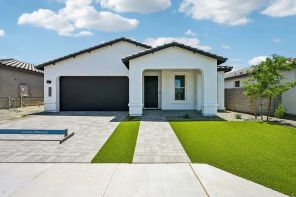 7955 W LOMA LN (Plan 4014)