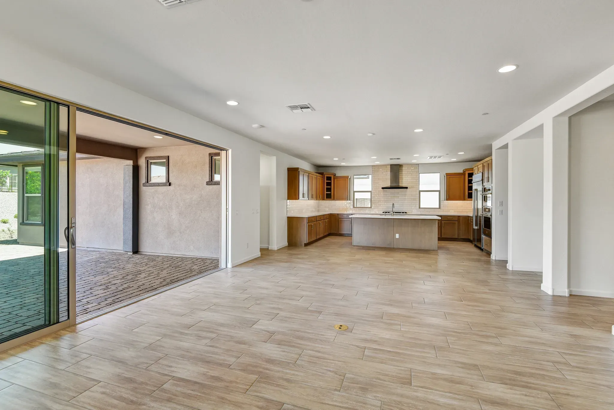 Verde River Ironwood HS 1167 Great Room