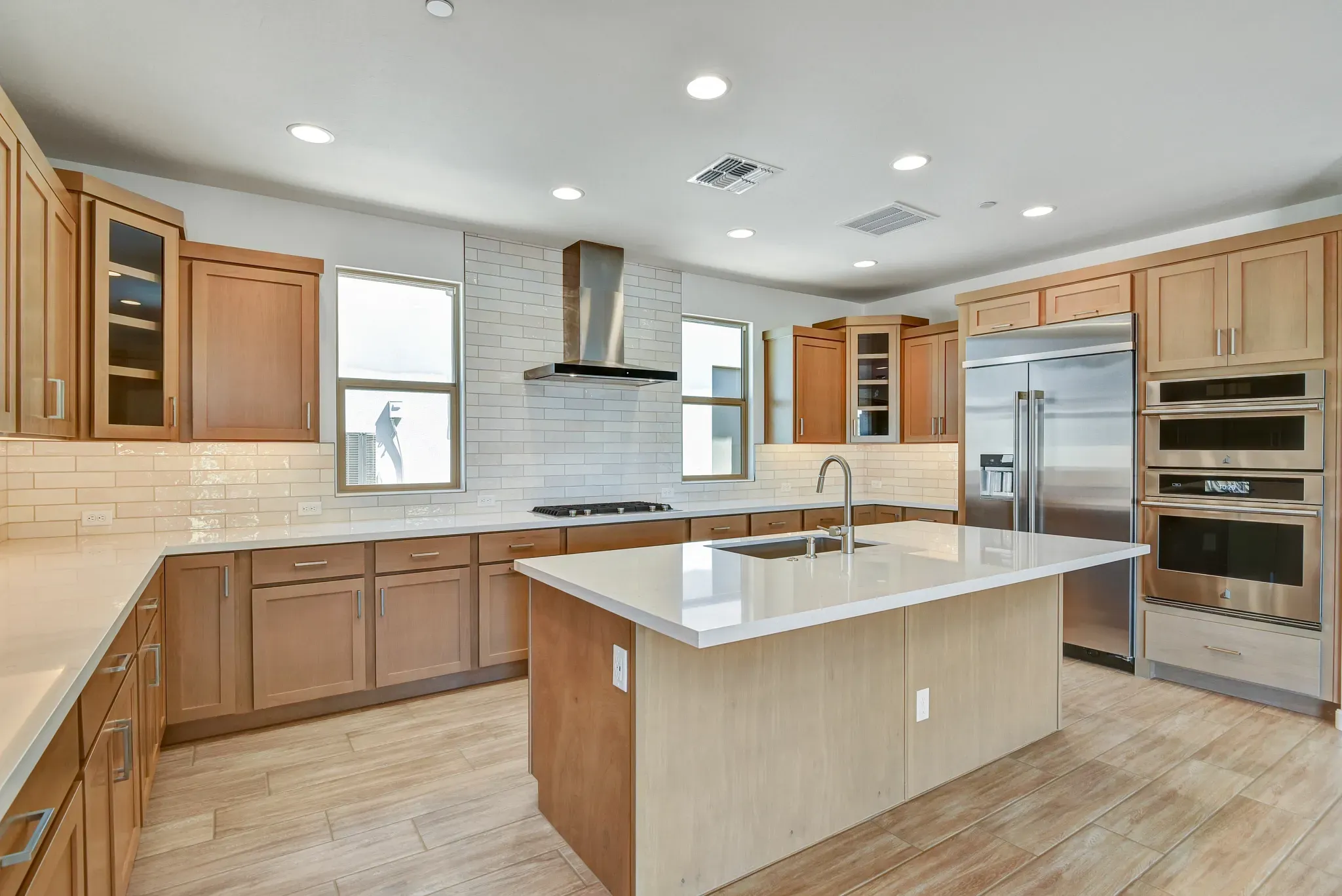Verde River Ironwood HS 1167 Kitchen