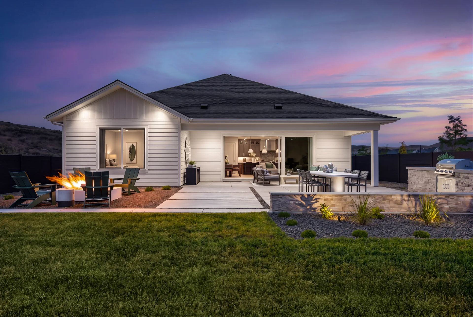 Valnova Synergy Model Back Exterior