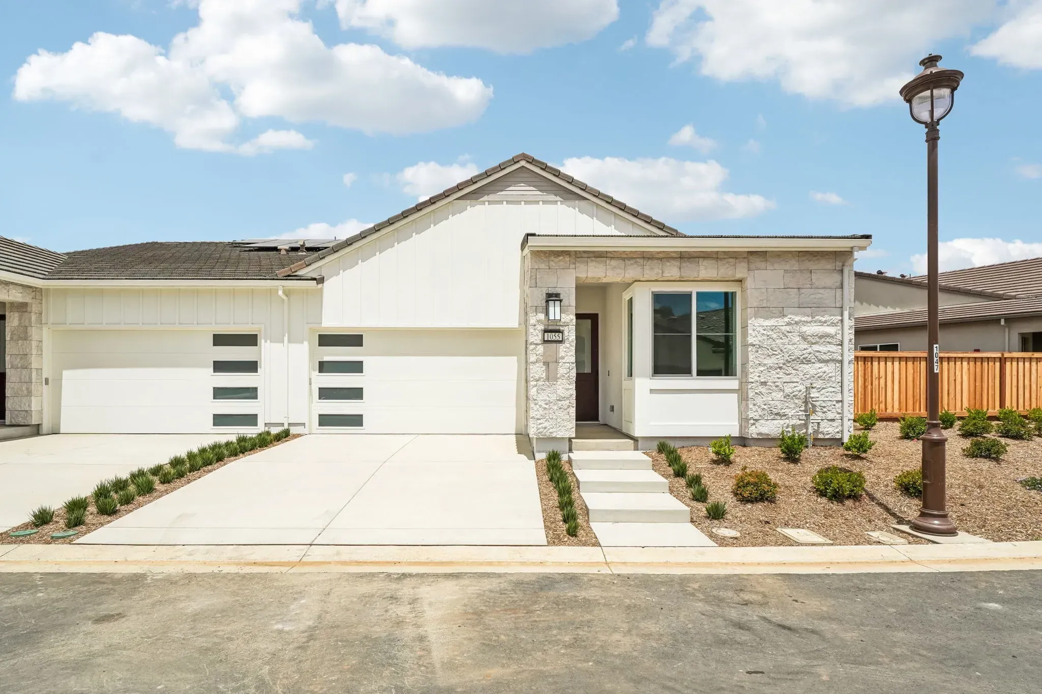 1055 Riverbend Drive (Plan 3)