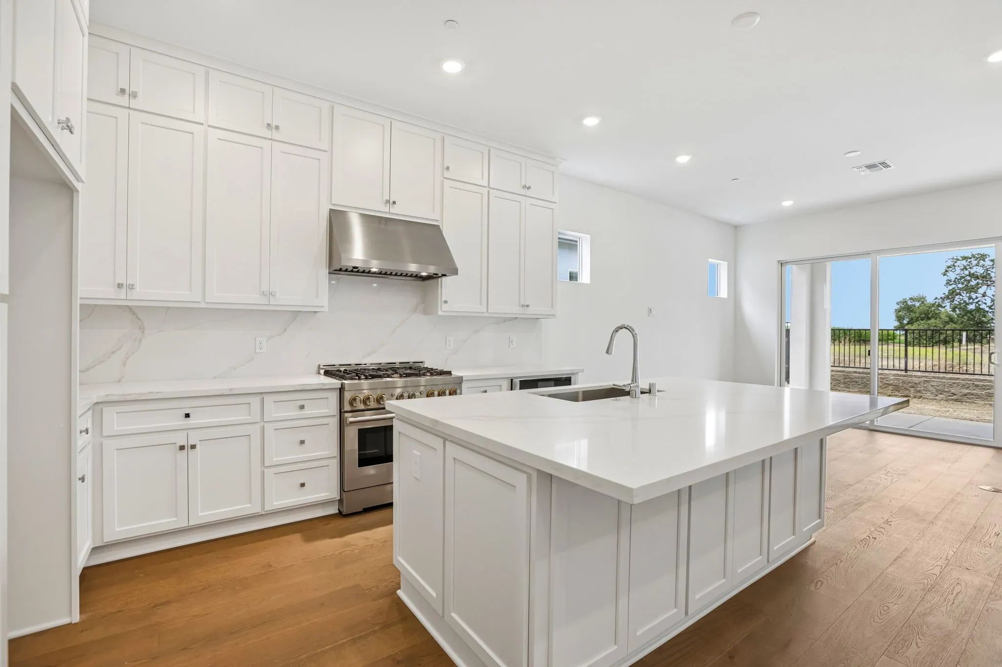The Meadows Homesite 9 Kitchen Island