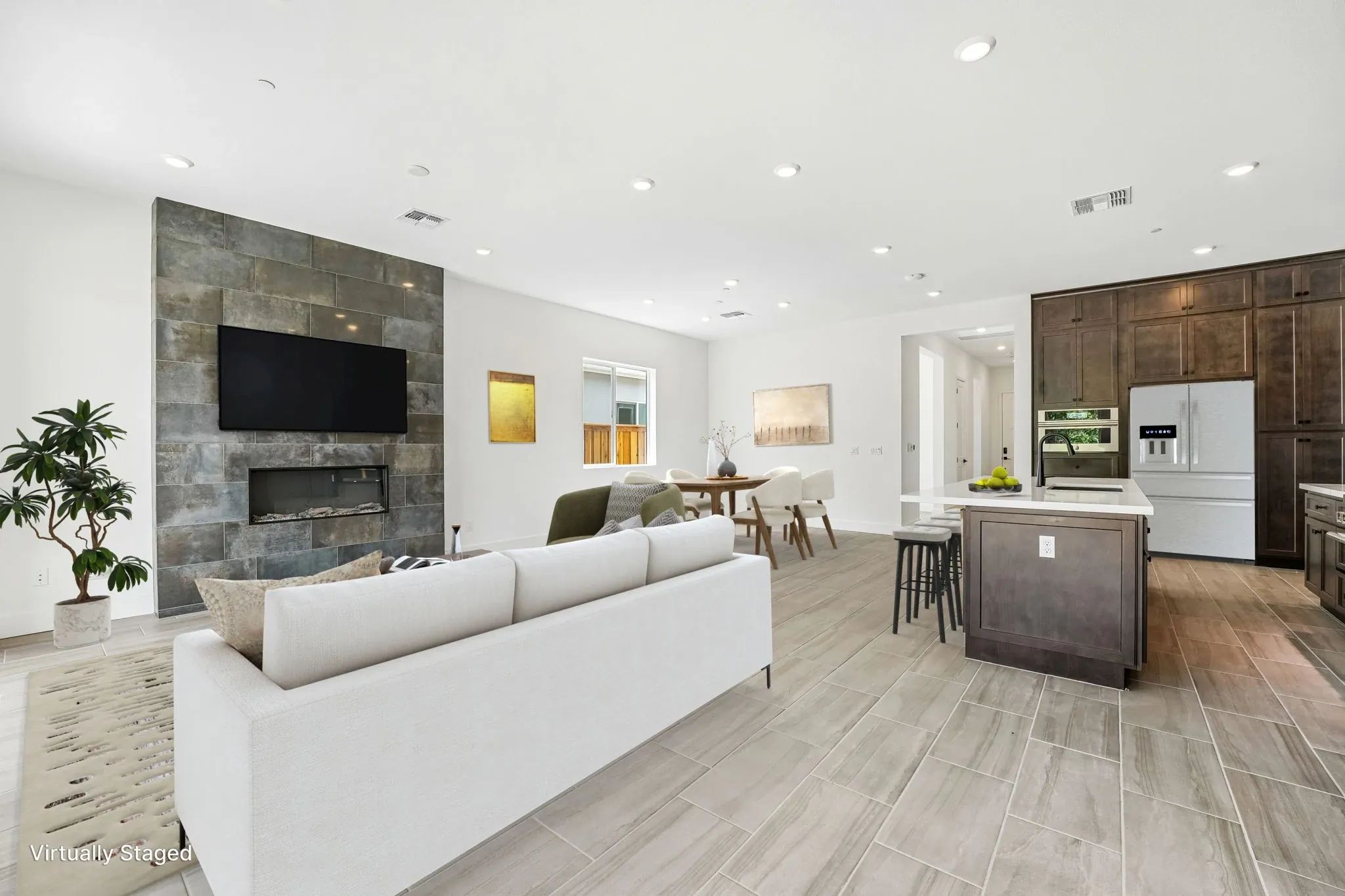 The Meadows Homesite 10 Great Room Virtually Stage