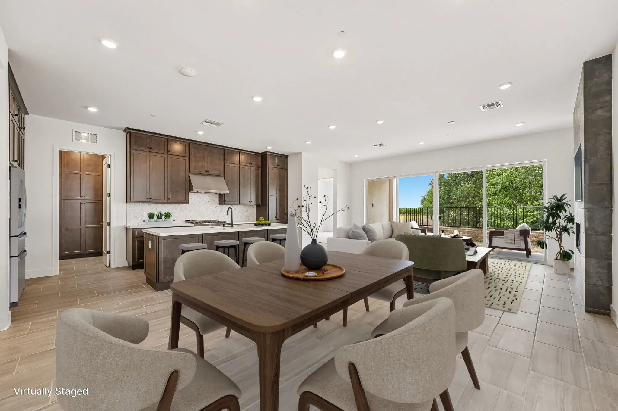 The Meadows Homesite 10 Dining Room Virtually Stag