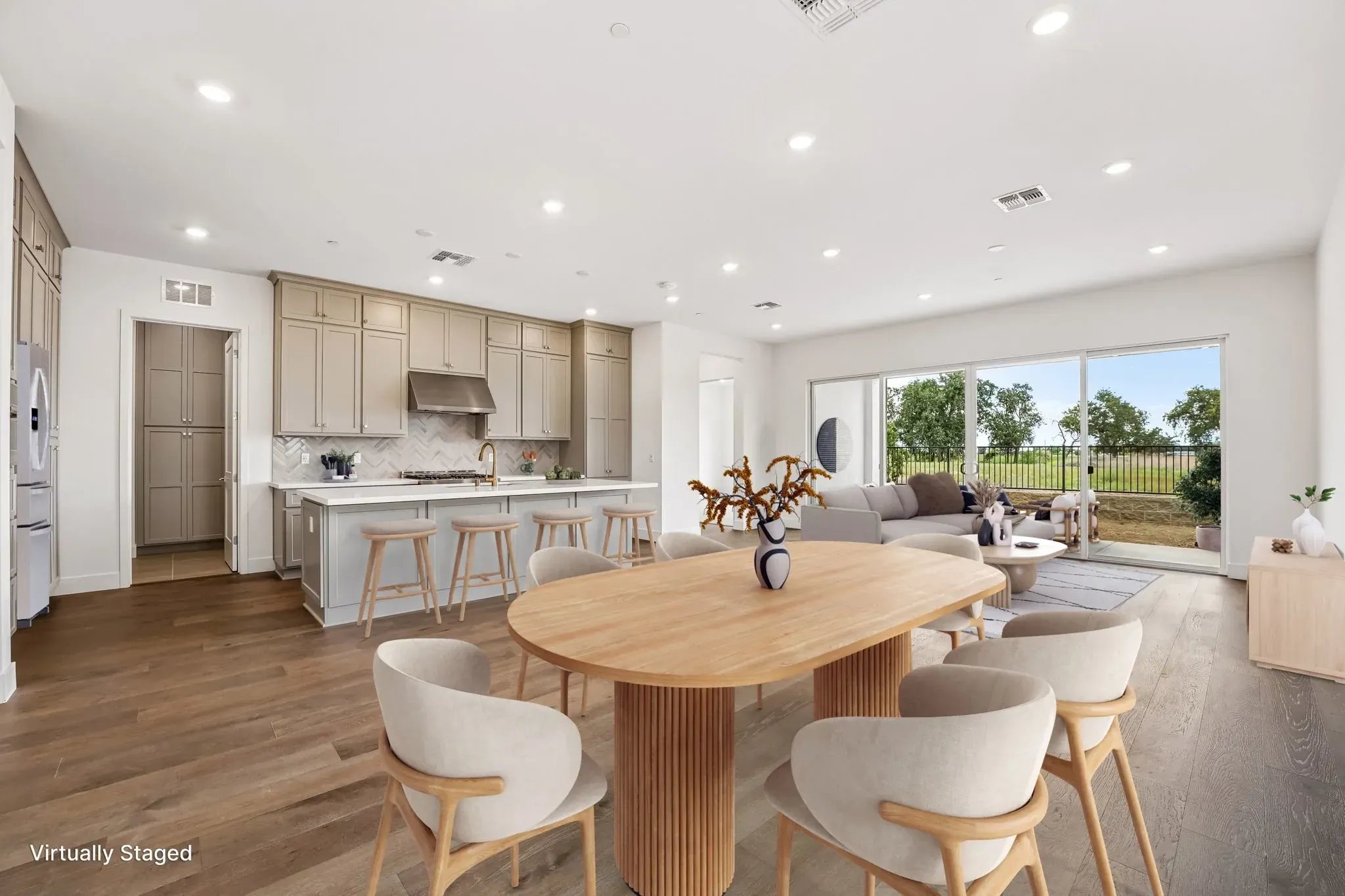 The Meadows Homesite 12 Great Room Virtually Stage