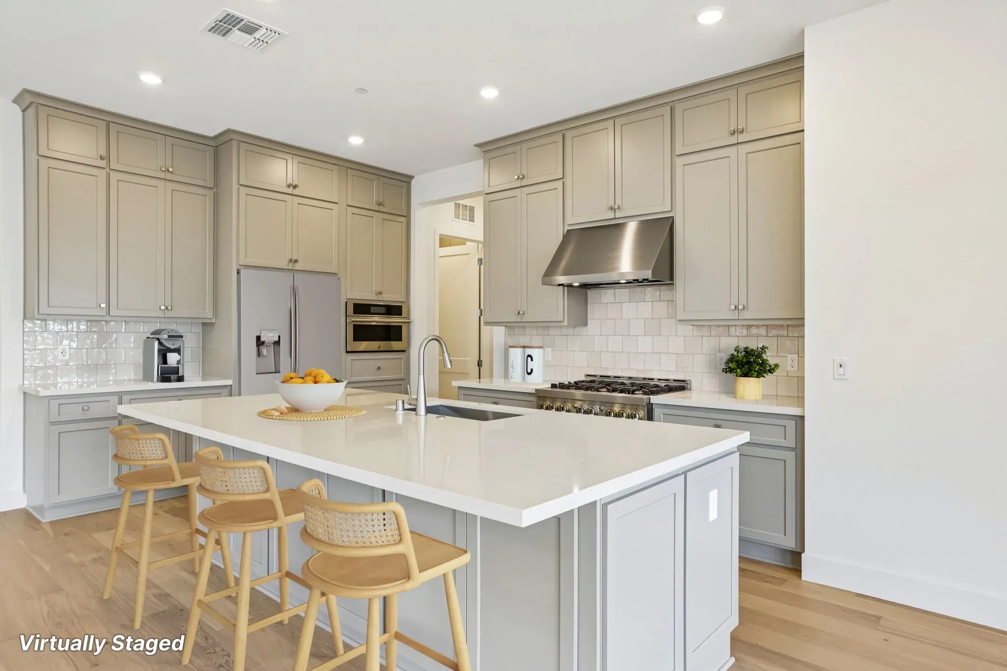 The Meadows Homesite 8 Kitchen Virtually Staged