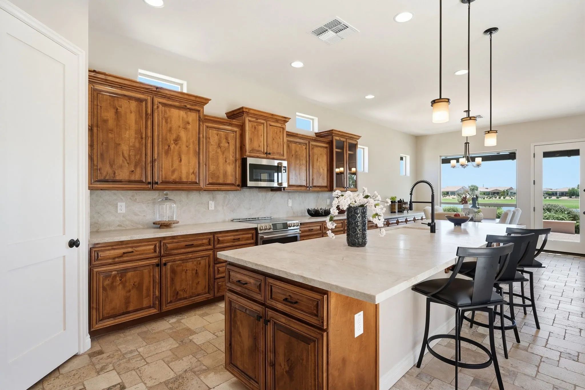 Encanterra Positano HS 533 Kitchen