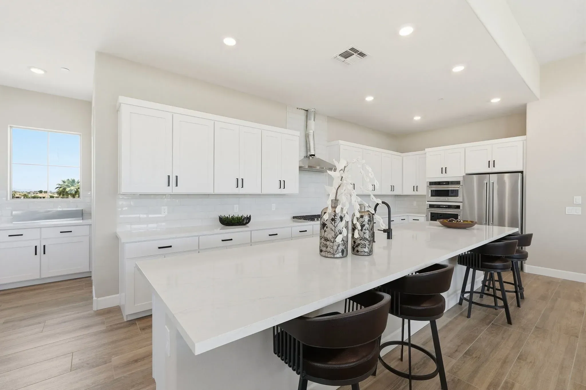 Encanterra Crescendo HS 2524 Kitchen