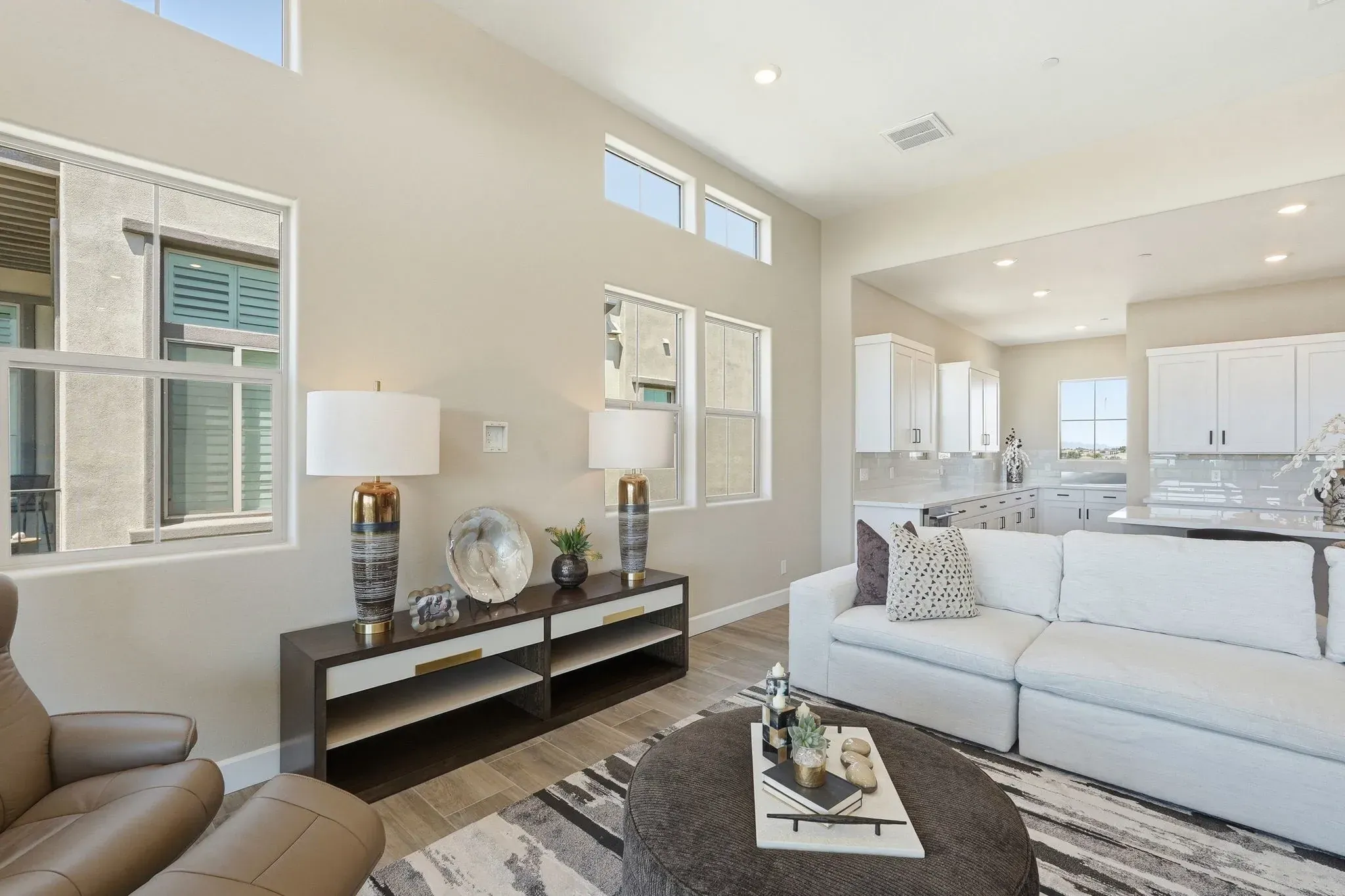 Encanterra Crescendo HS 2524 Great Room