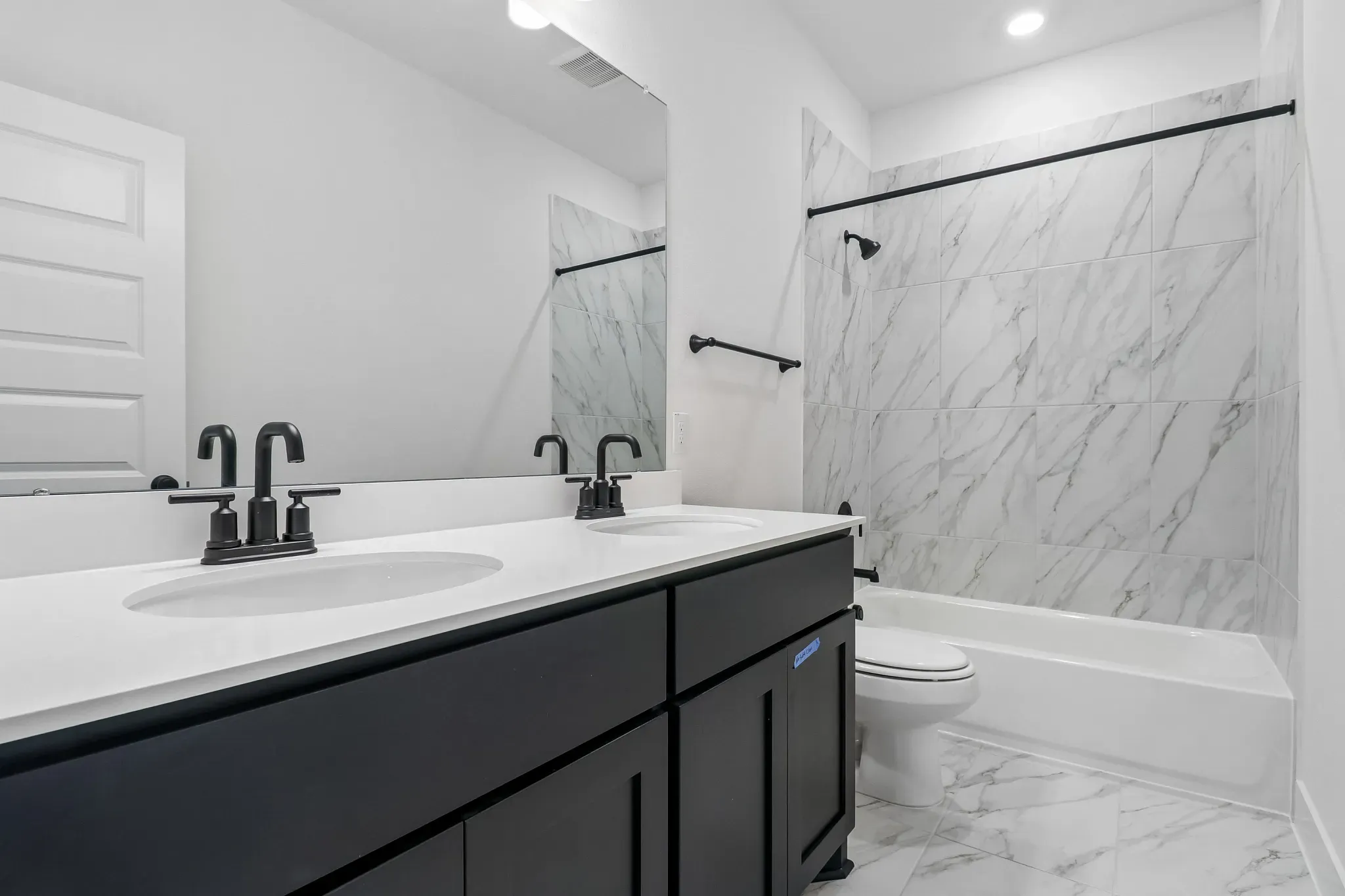 Homesite 0303 Bath 3