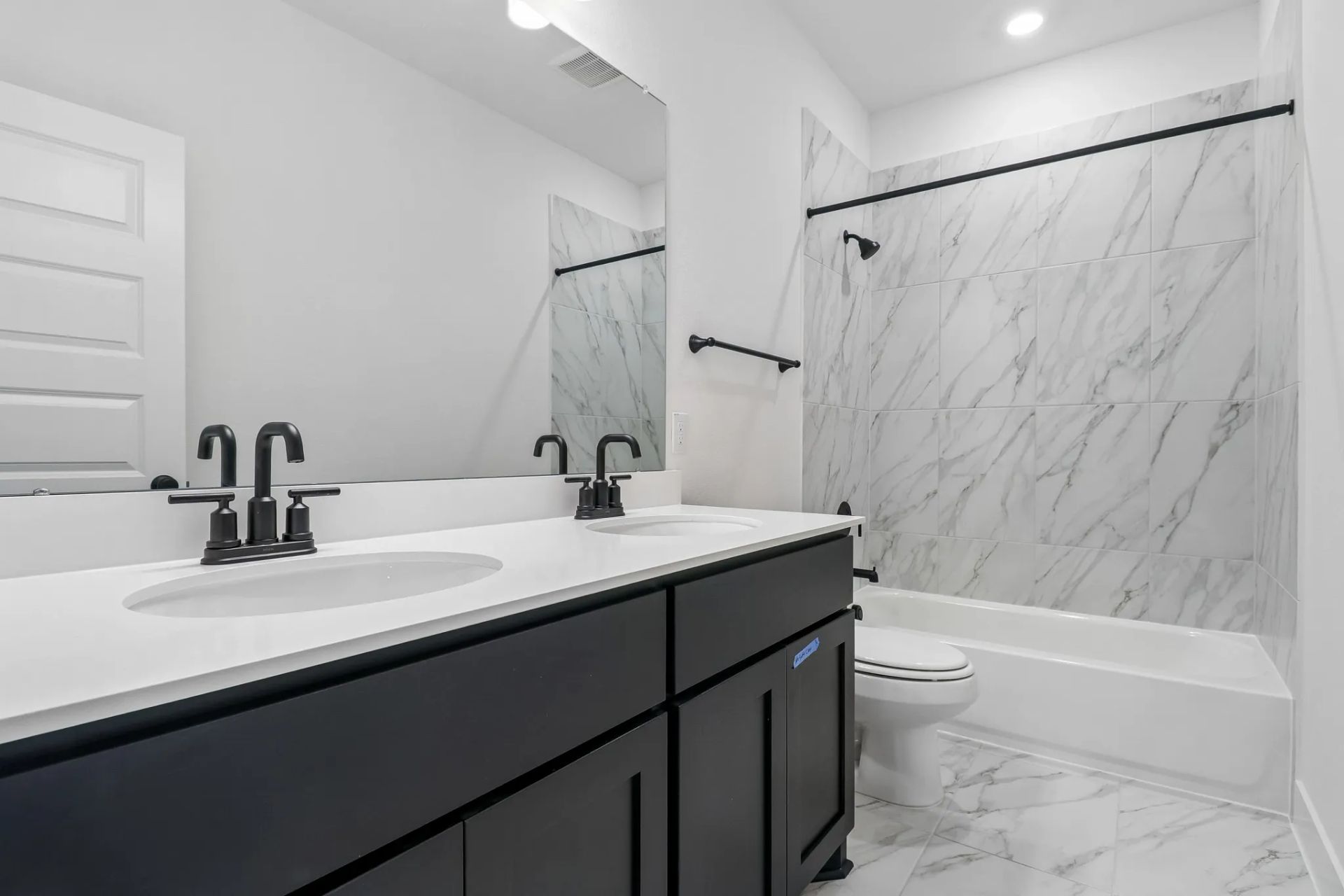 Homesite 0303 Bath 3