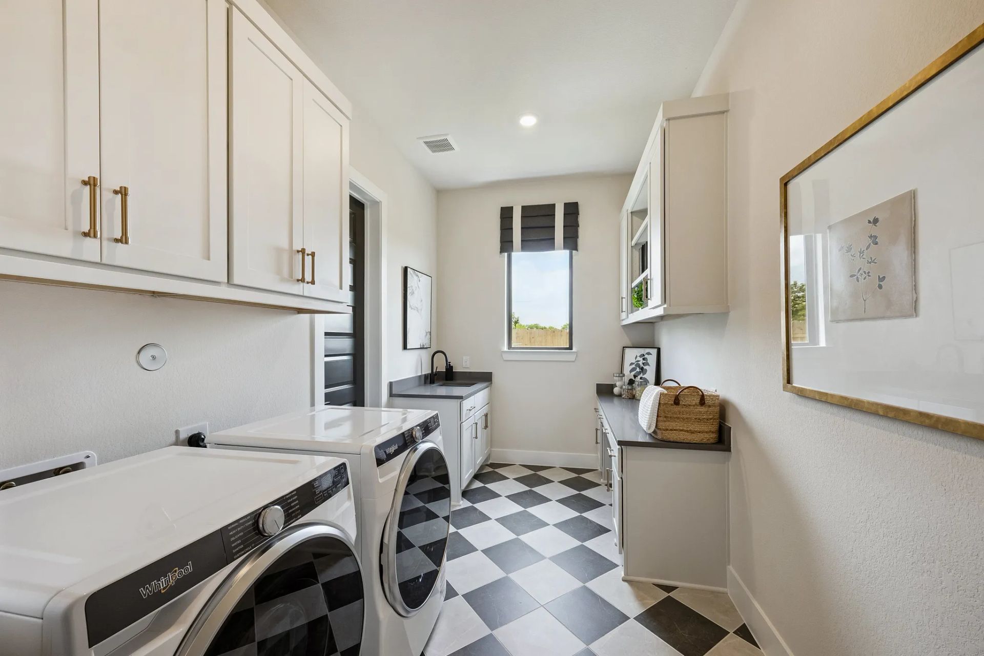 Plan 5058 Laundry Room - Staged