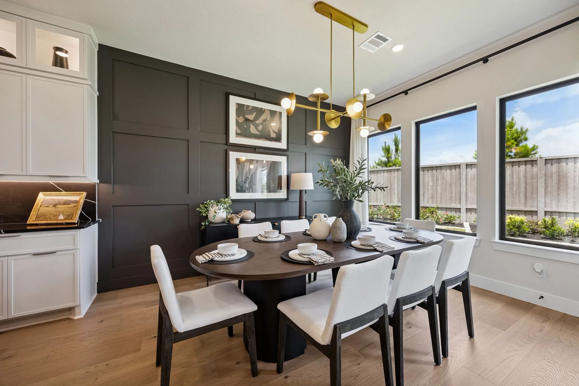 Plan 5058 Model Casual Dining