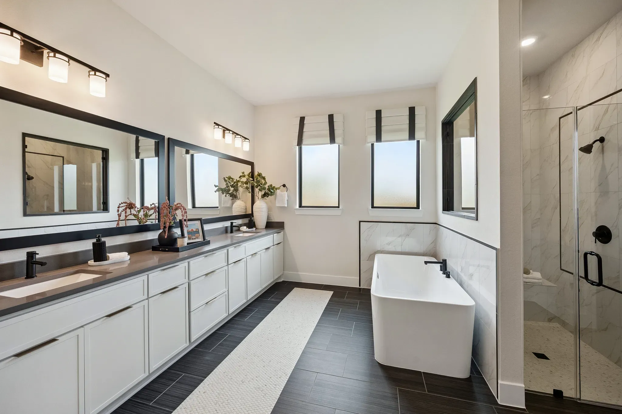 Plan 5058 Model Primary Bath
