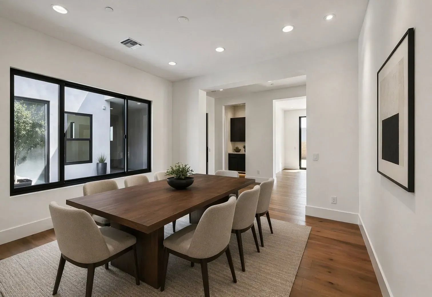 Dining Virtually Staged