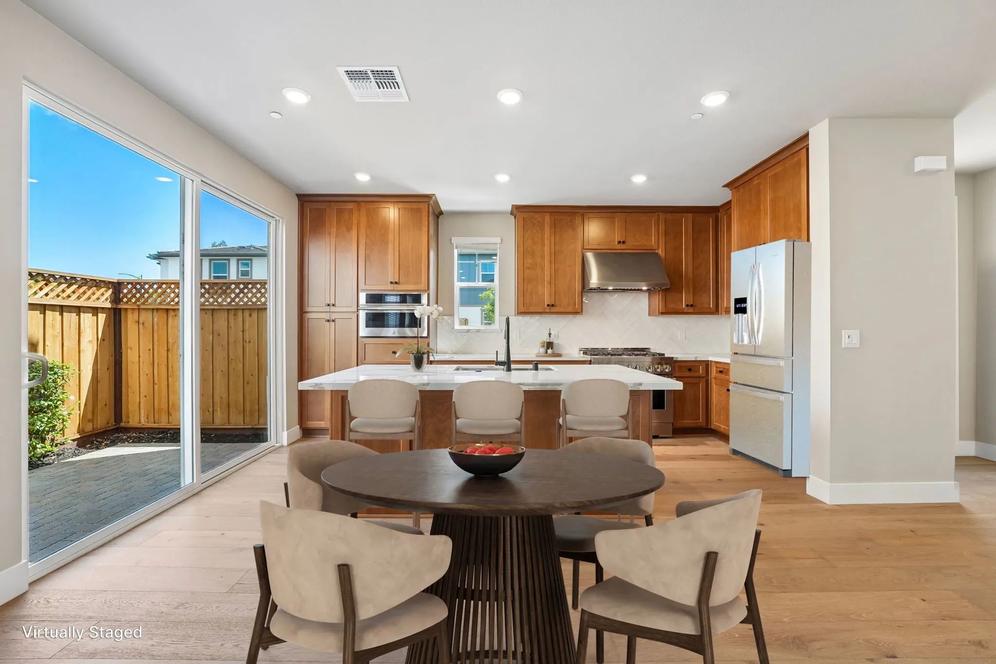 Abigail Place Homesite 14 Kitchen Virtually Staged
